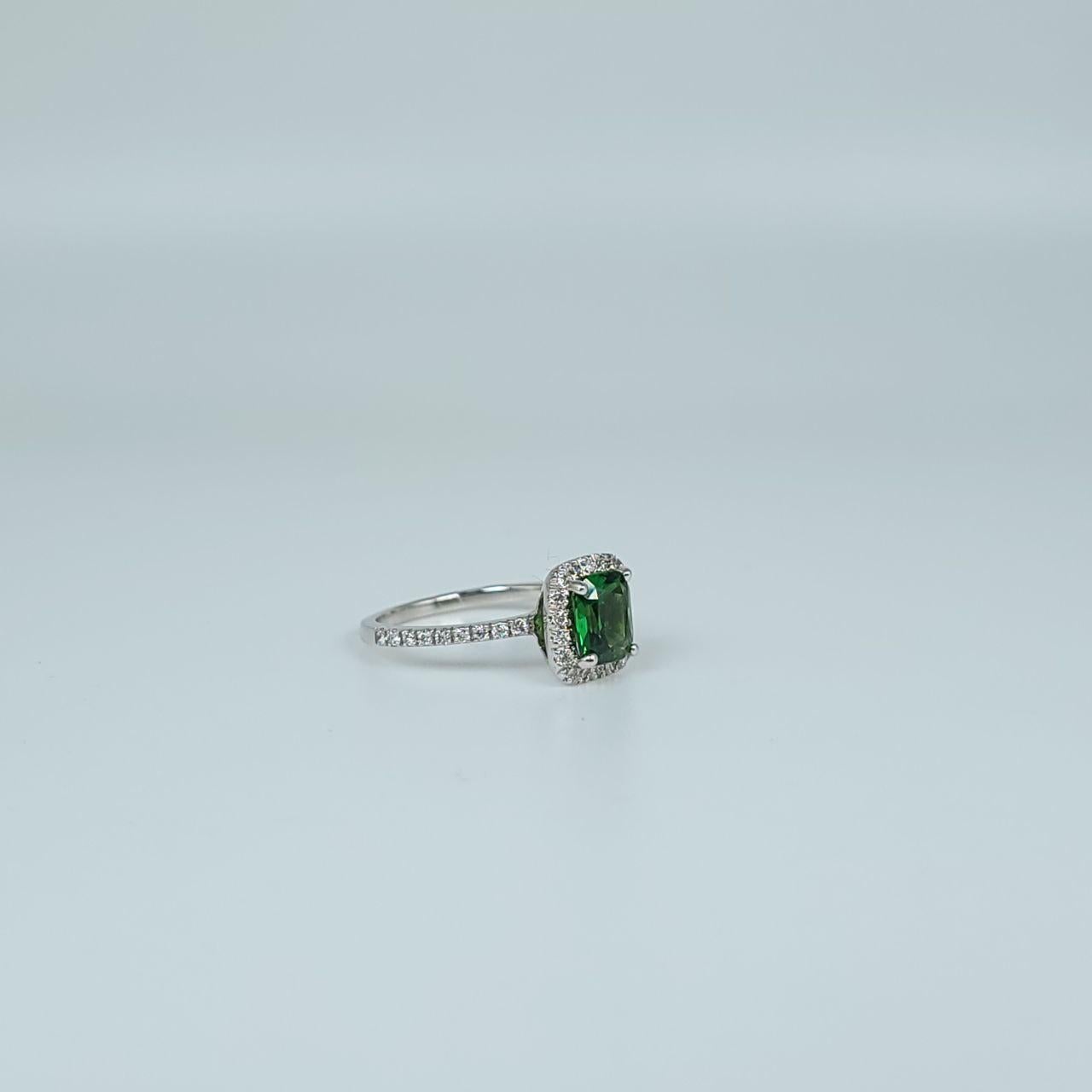Green Diamaond Ring Engagement Ring 14 Karat White Gold Tsavorite Diamond Ring For Sale 3