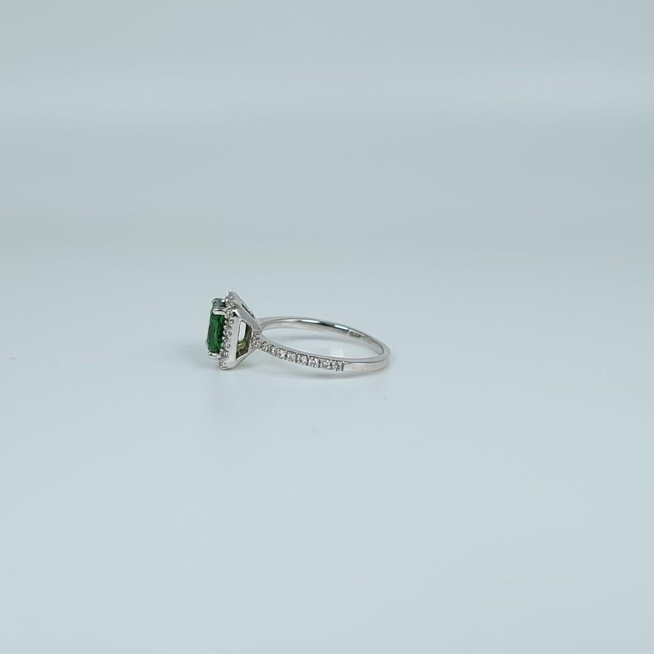 Men's Green Diamaond Ring Engagement Ring 14 Karat White Gold Tsavorite Diamond Ring For Sale
