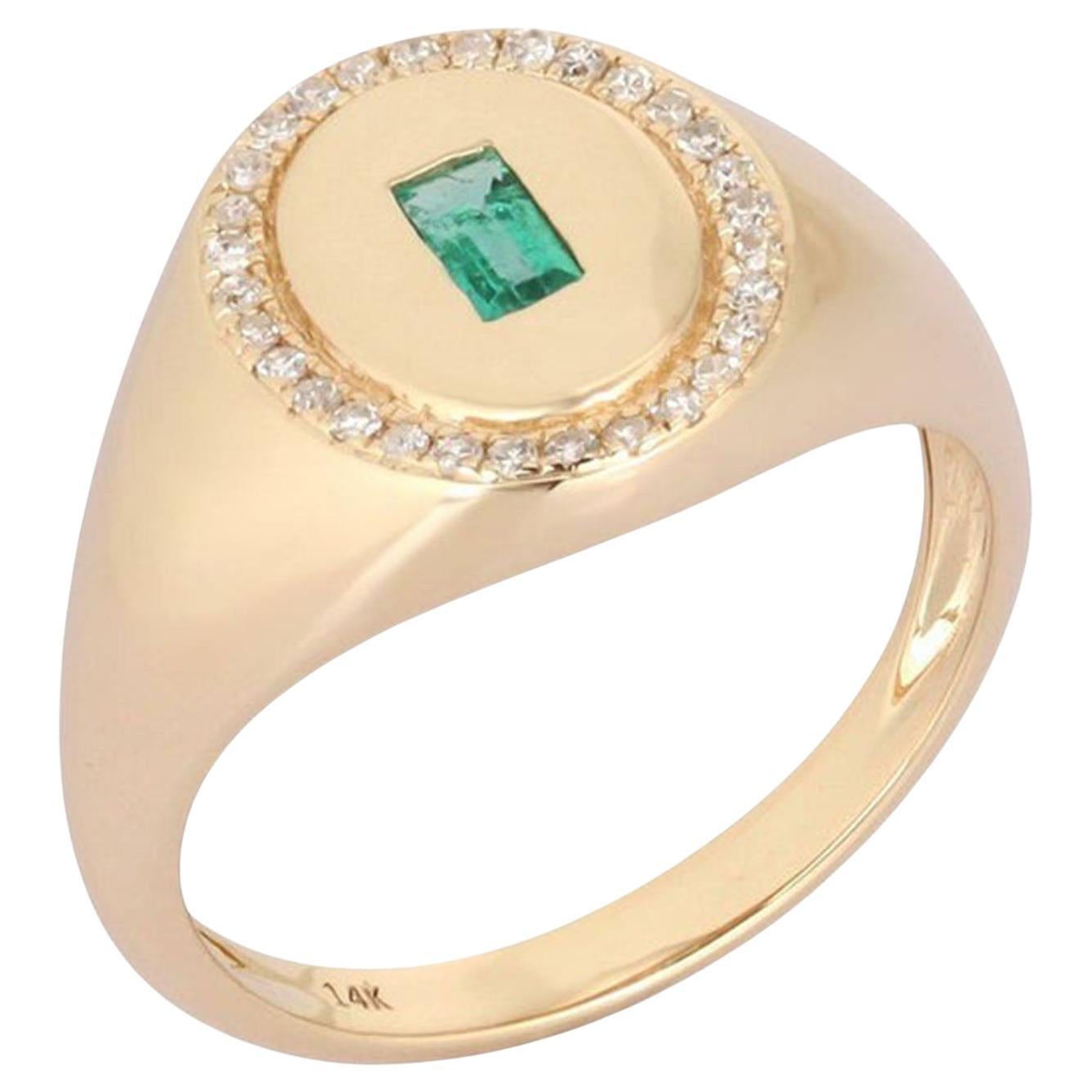 Green Diamond Emerald 14K (or 18k upon request) Yellow Gold Signet Ring For Sale