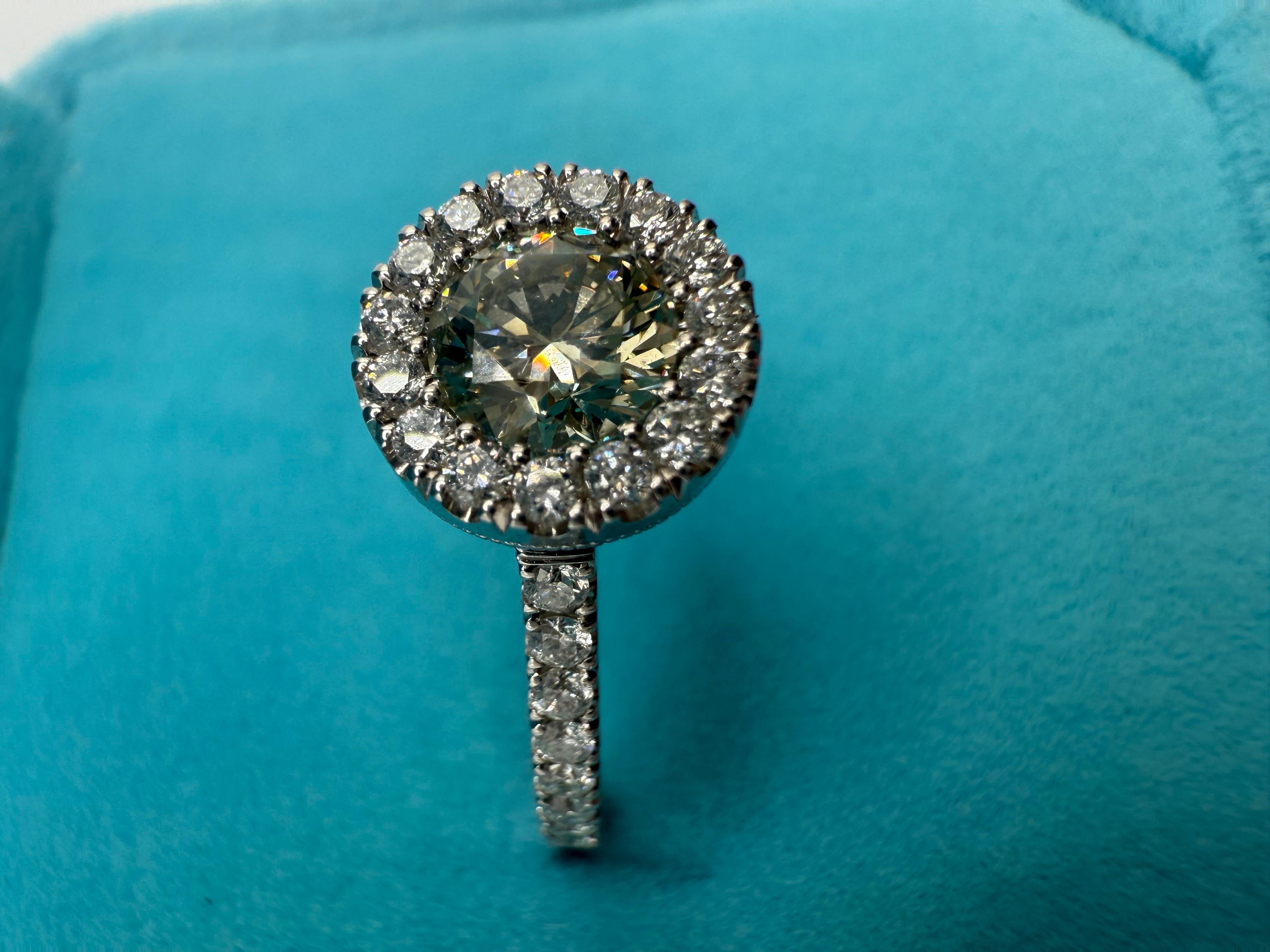 Green Diamond ring 18KT gold Halo engagement ring custom made In New Condition For Sale In Boca Raton, FL