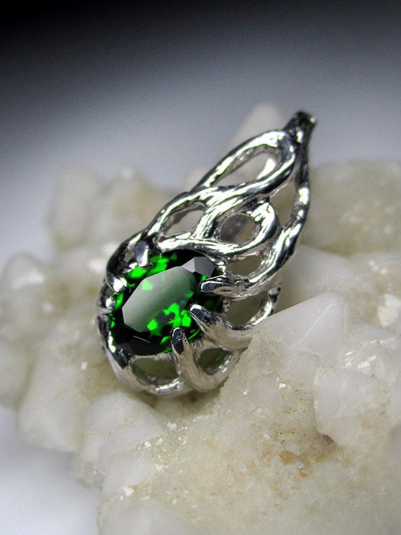 Green Diopside Silver Pendant Deep Green Gemstone For Sale 5