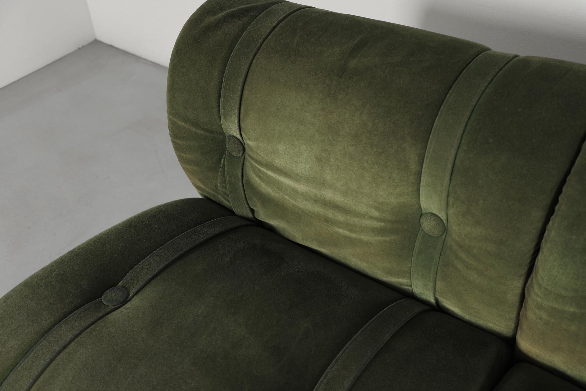 Green Doimo Salotti Attributed Faux Suede Modular Sectional Sofa en vente 6
