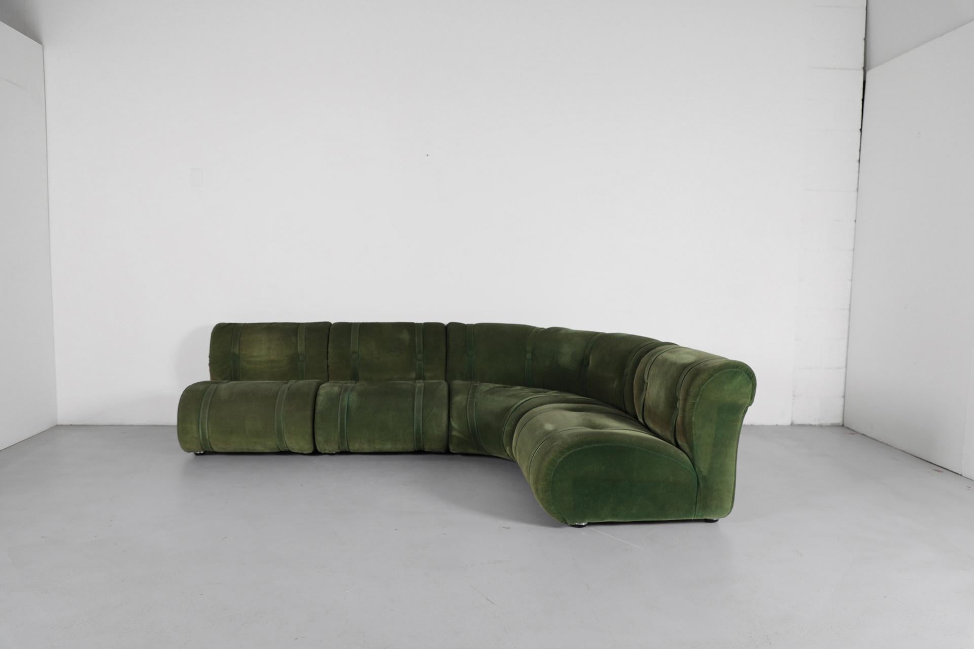 Mid-Century Modern Green Doimo Salotti Attributed Faux Suede Modular Sectional Sofa en vente