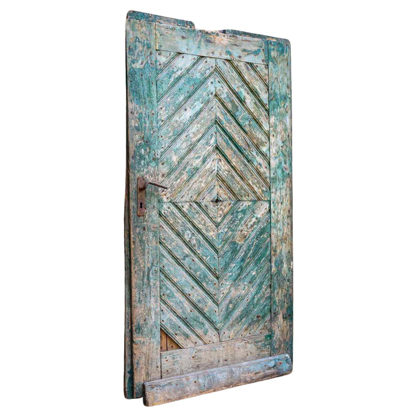 Puerta Verde con Diseño Chevron en venta