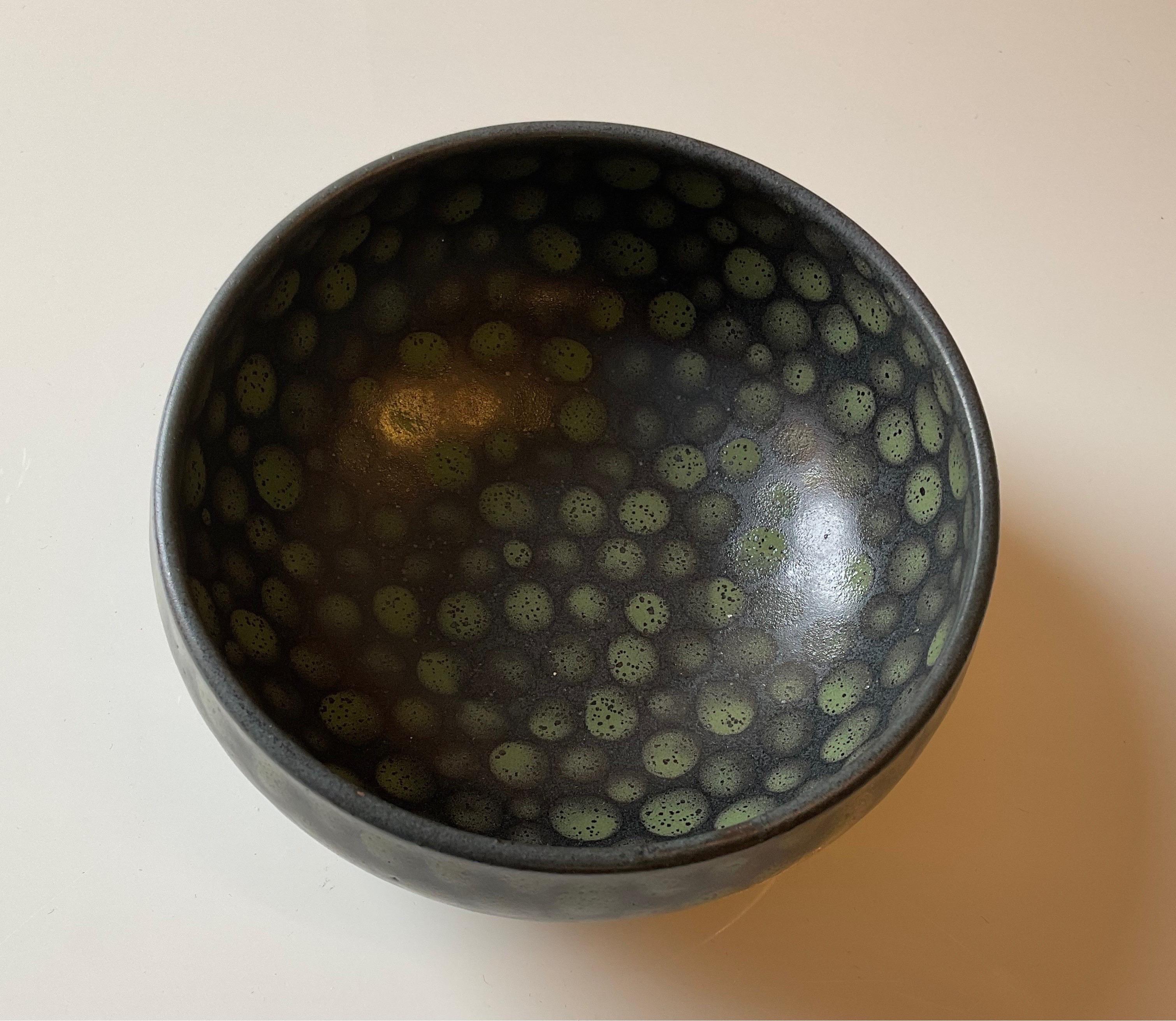 Green Dots on Black Small Hand-Thrown Stoneware Bowl In New Condition In New York City, NY