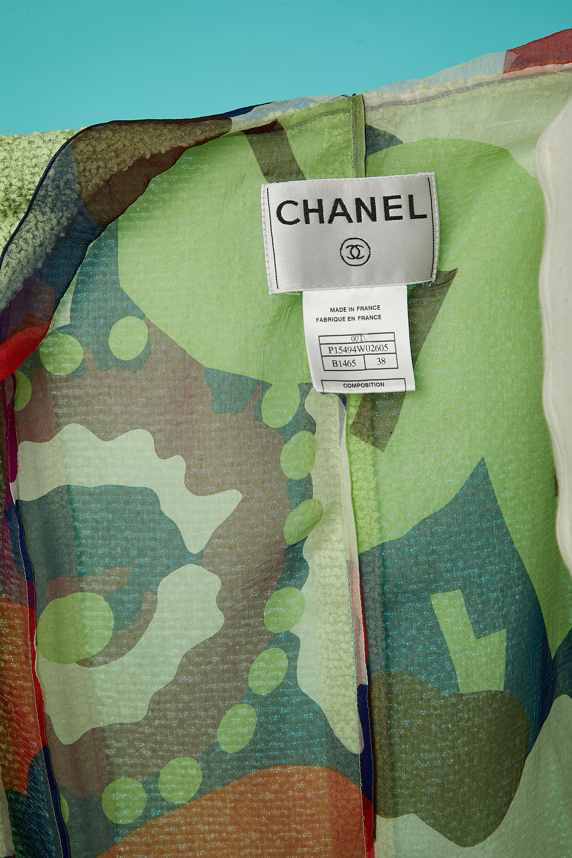Combinaison jupe à double boutonnage et jupe imprimée Chanel  en vente 5