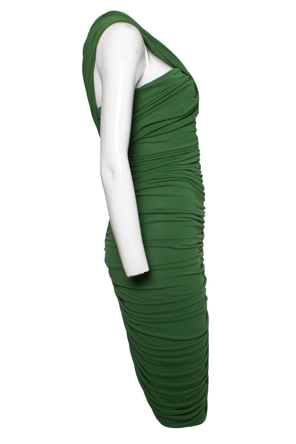 Robe drapée verte à une épaule en vente 2