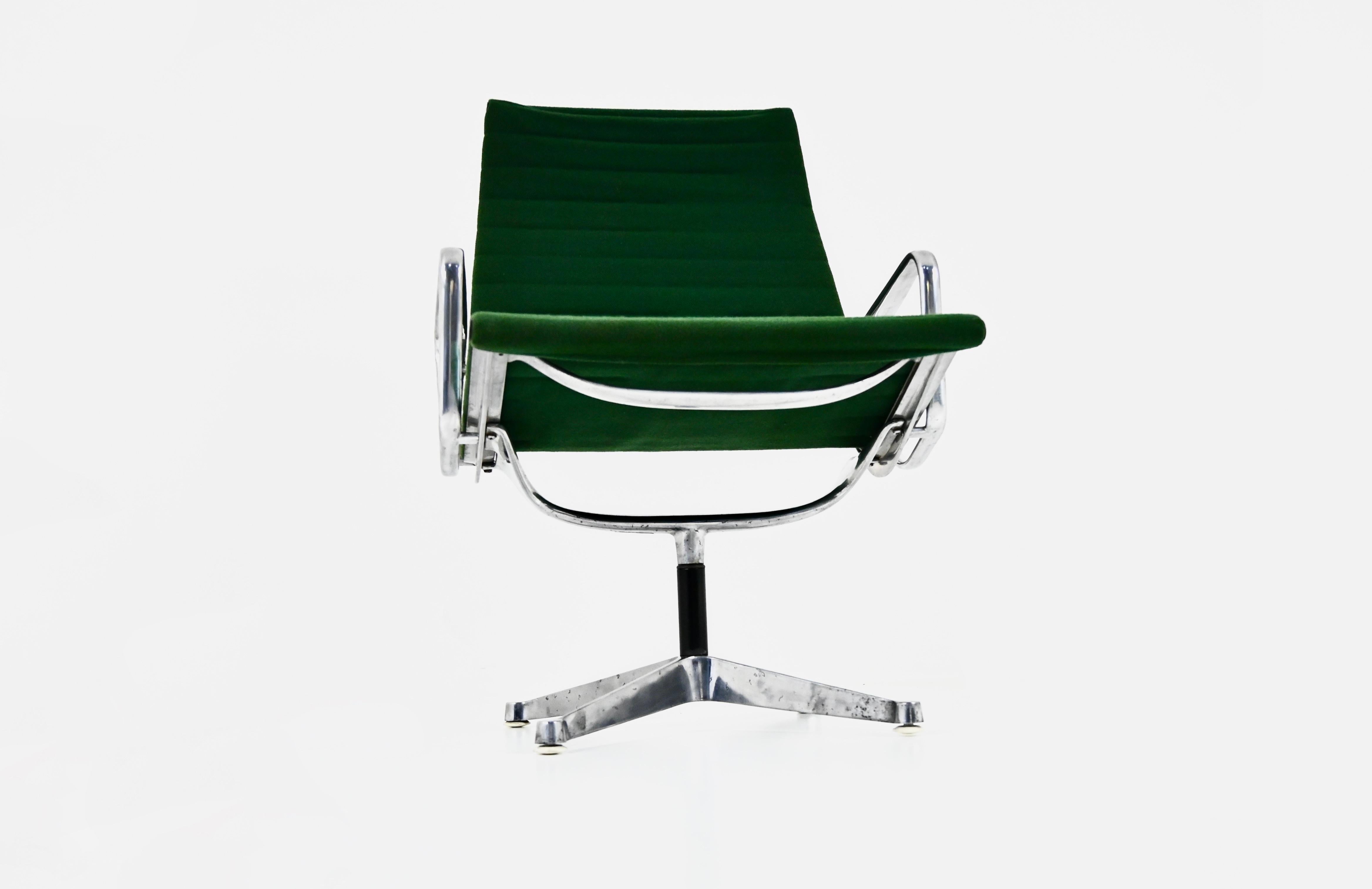 Sillón Green EA124 de Charles and Ray Eames para Herman Miller, años 70 en venta 2