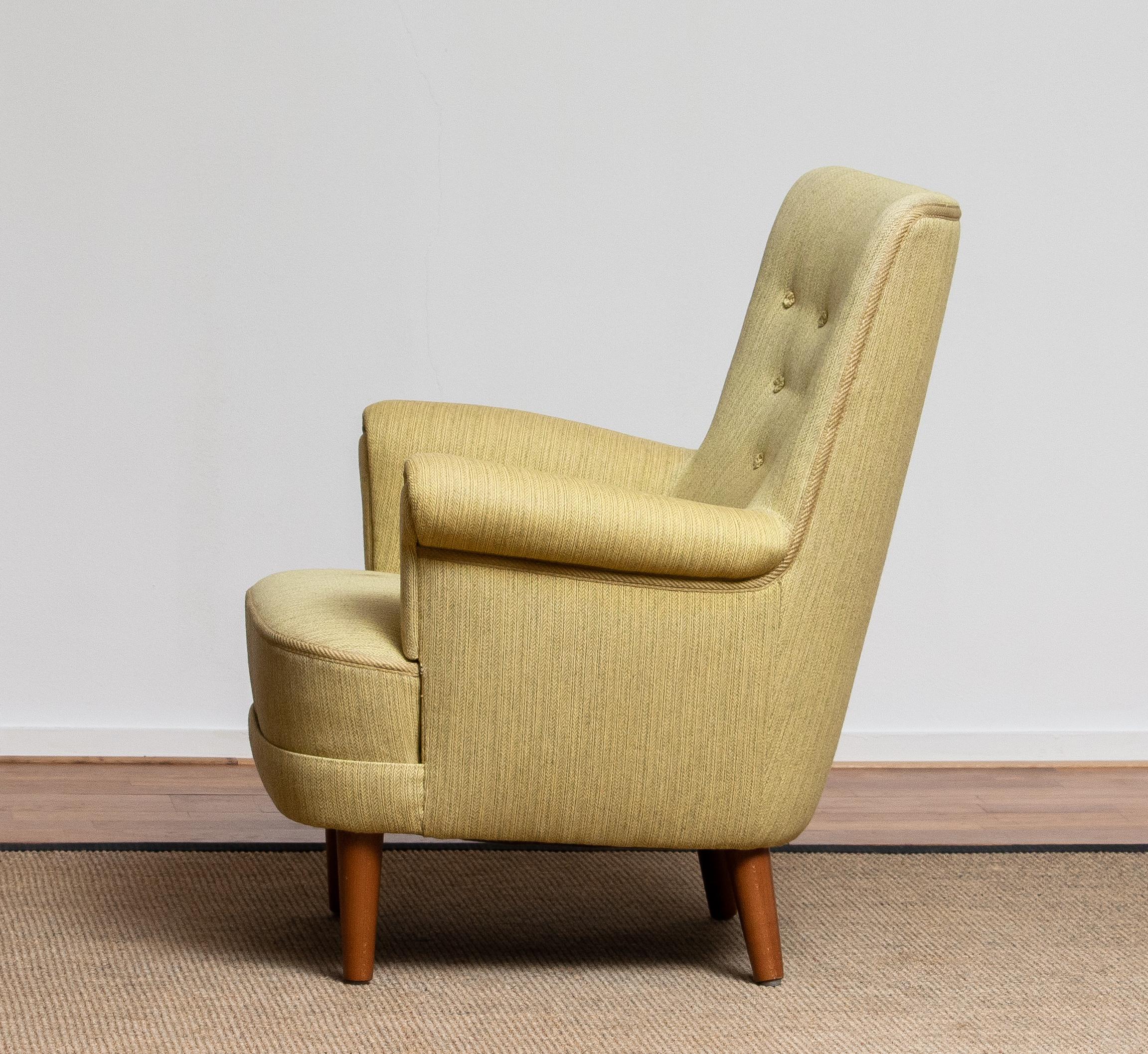 Mid-20th Century Green Easy Arm Lounge Chair 