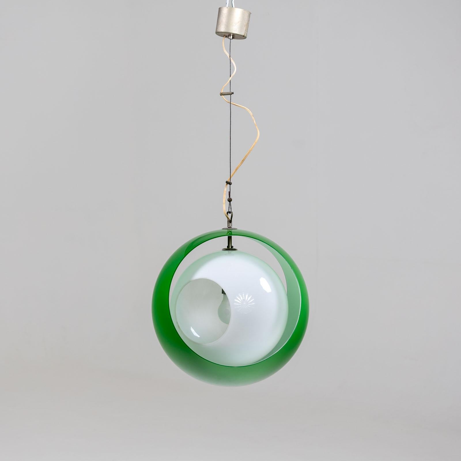Lampe à suspension Eclisse verte de Carlo Nason pour Mazzega, Italie, années 1960 Bon état - En vente à Greding, DE