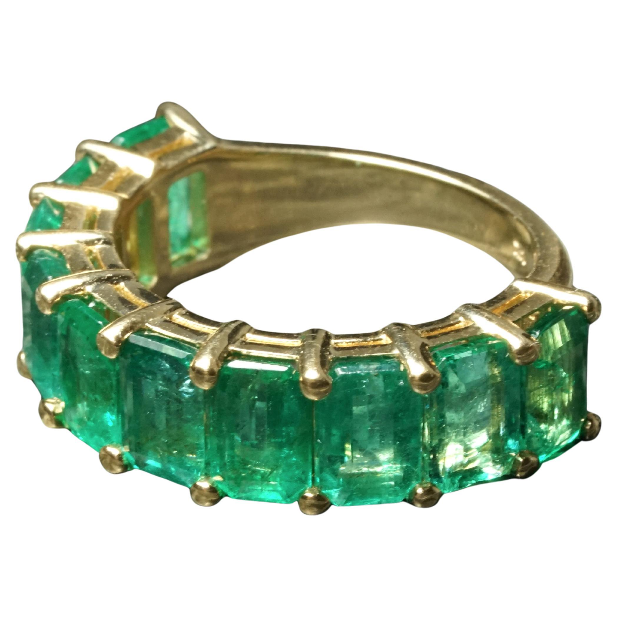 Green Emerald  5.9 Carat Yellow Gold Band Ring
