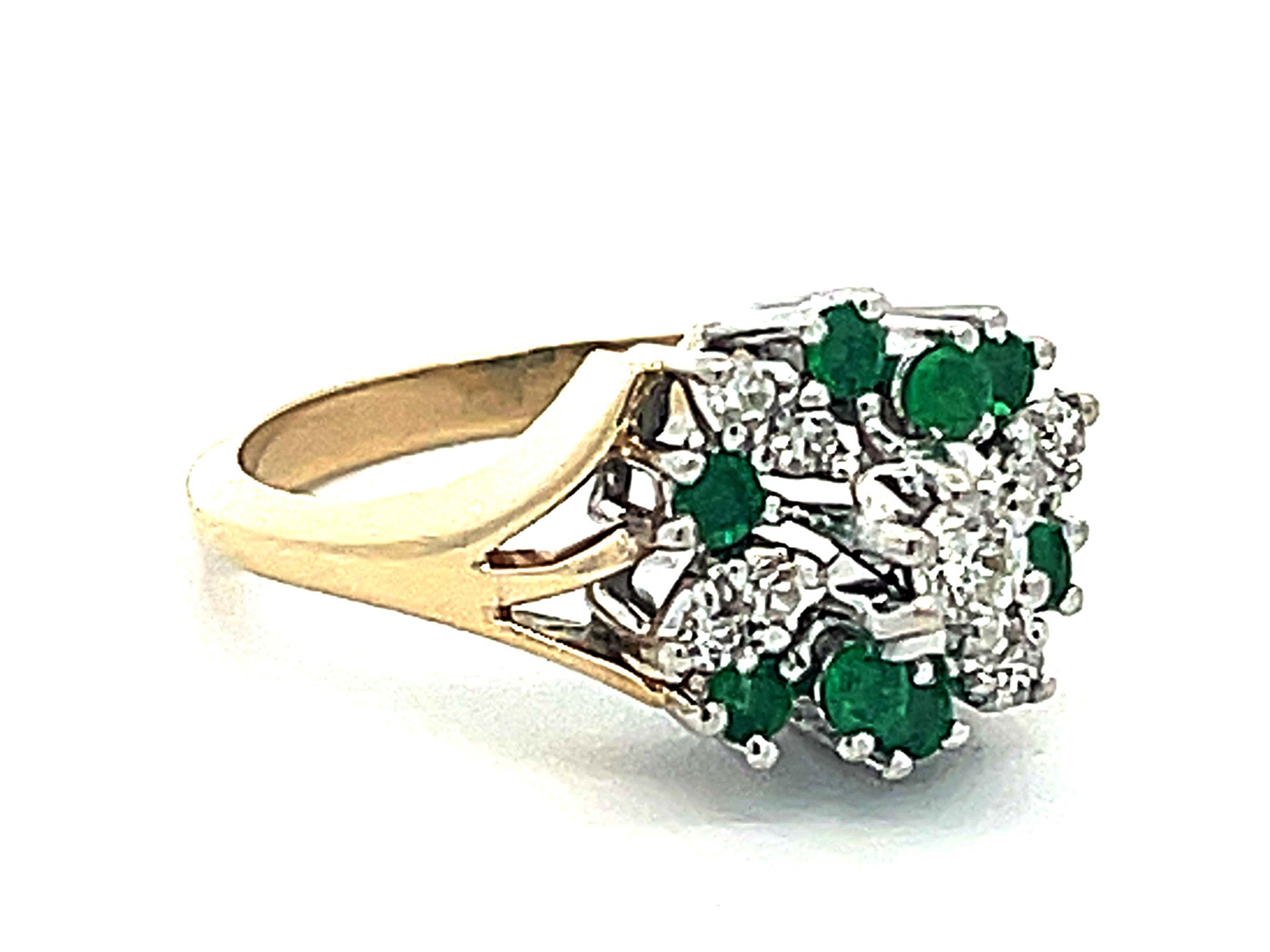 Modern Green Emerald and Diamond Cluster Ring in 14k Gold For Sale