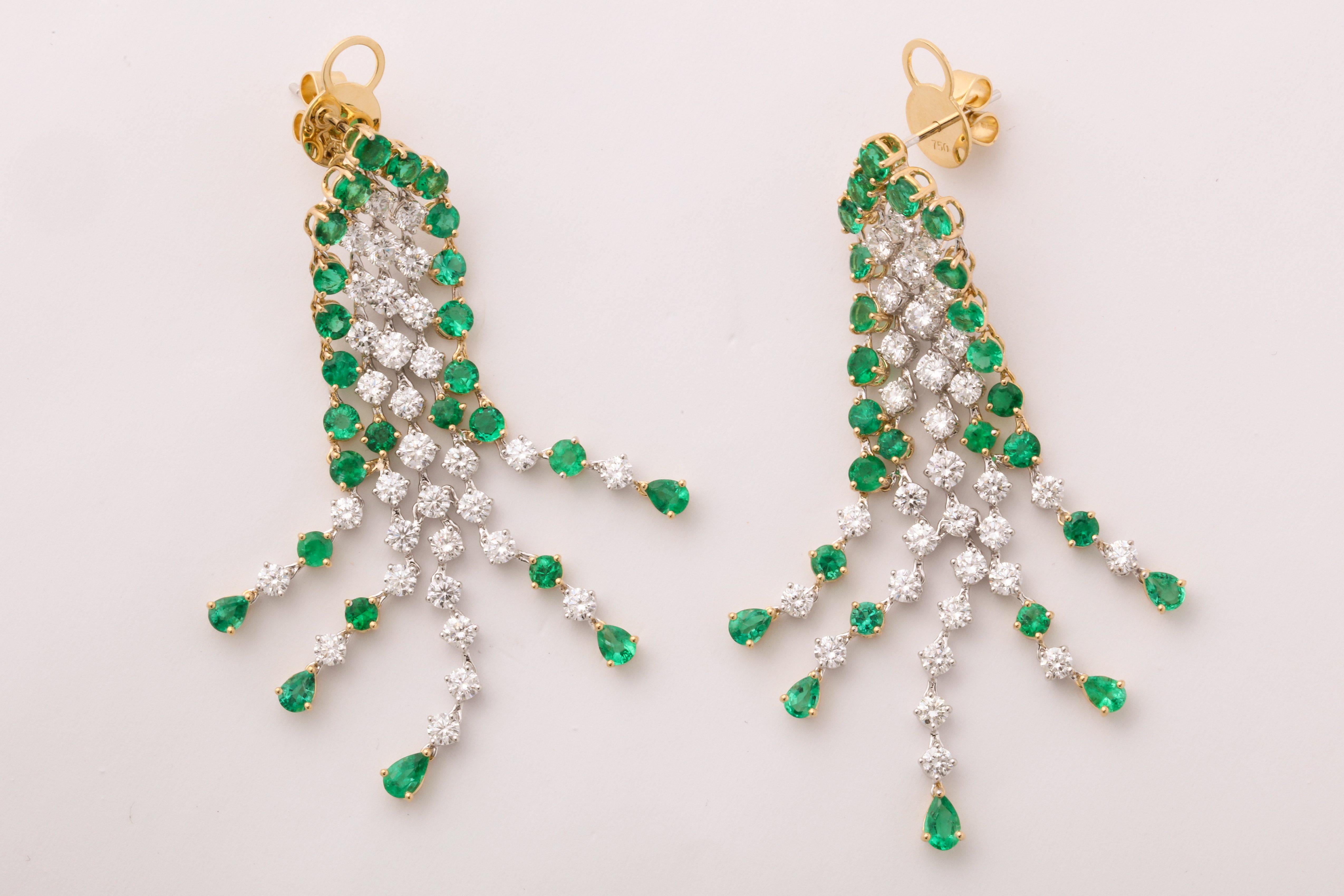 Women's Green Emerald and Diamond Earrings For Sale