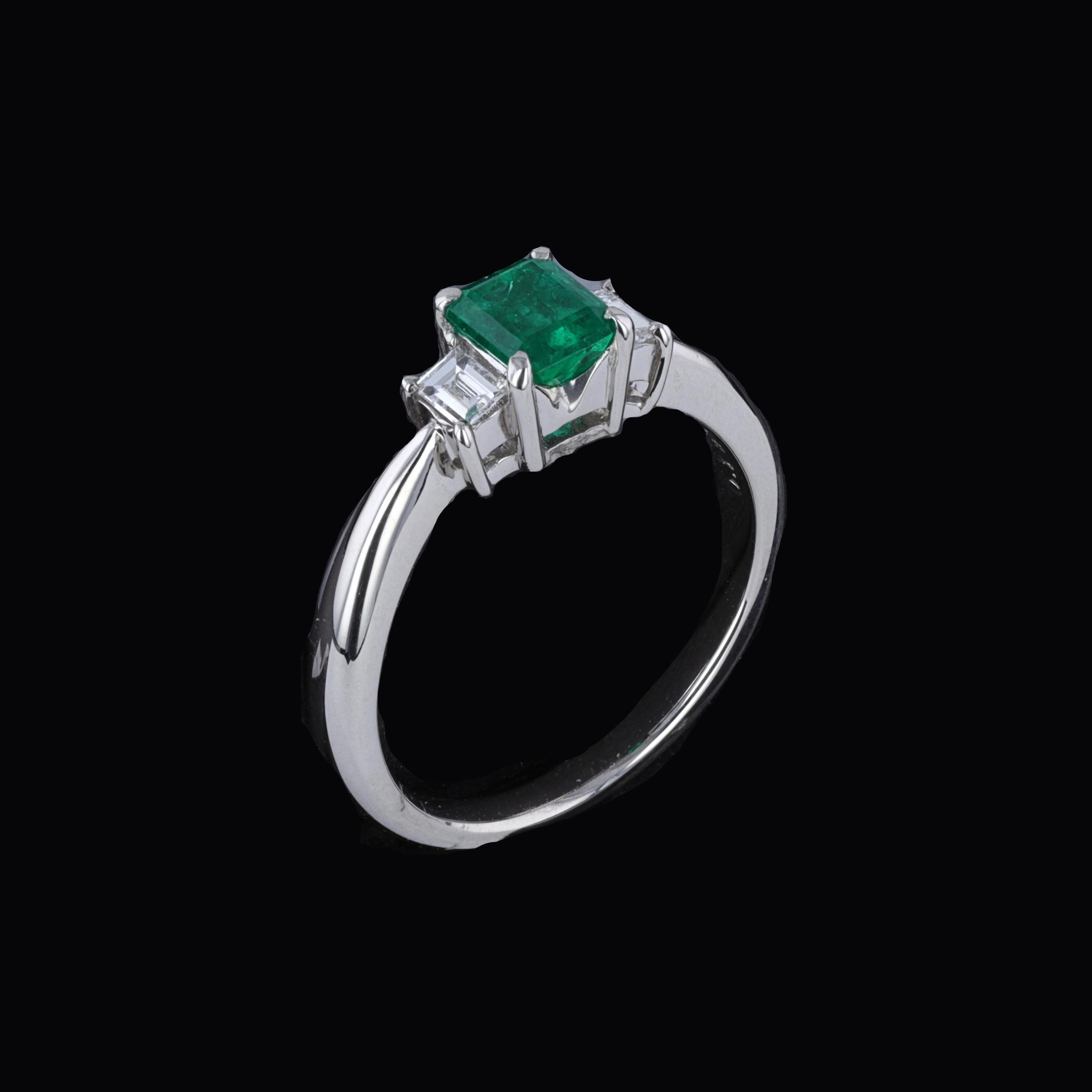 Romantic Green Emerald and Diamond Ring For Sale