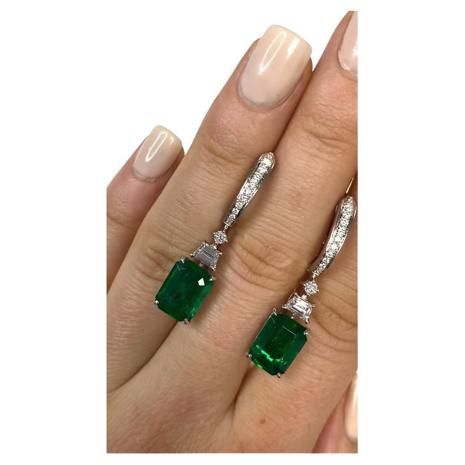 Art Deco Green Emerald and White Diamond Drop and Dangle Earrings in 18K White Gold