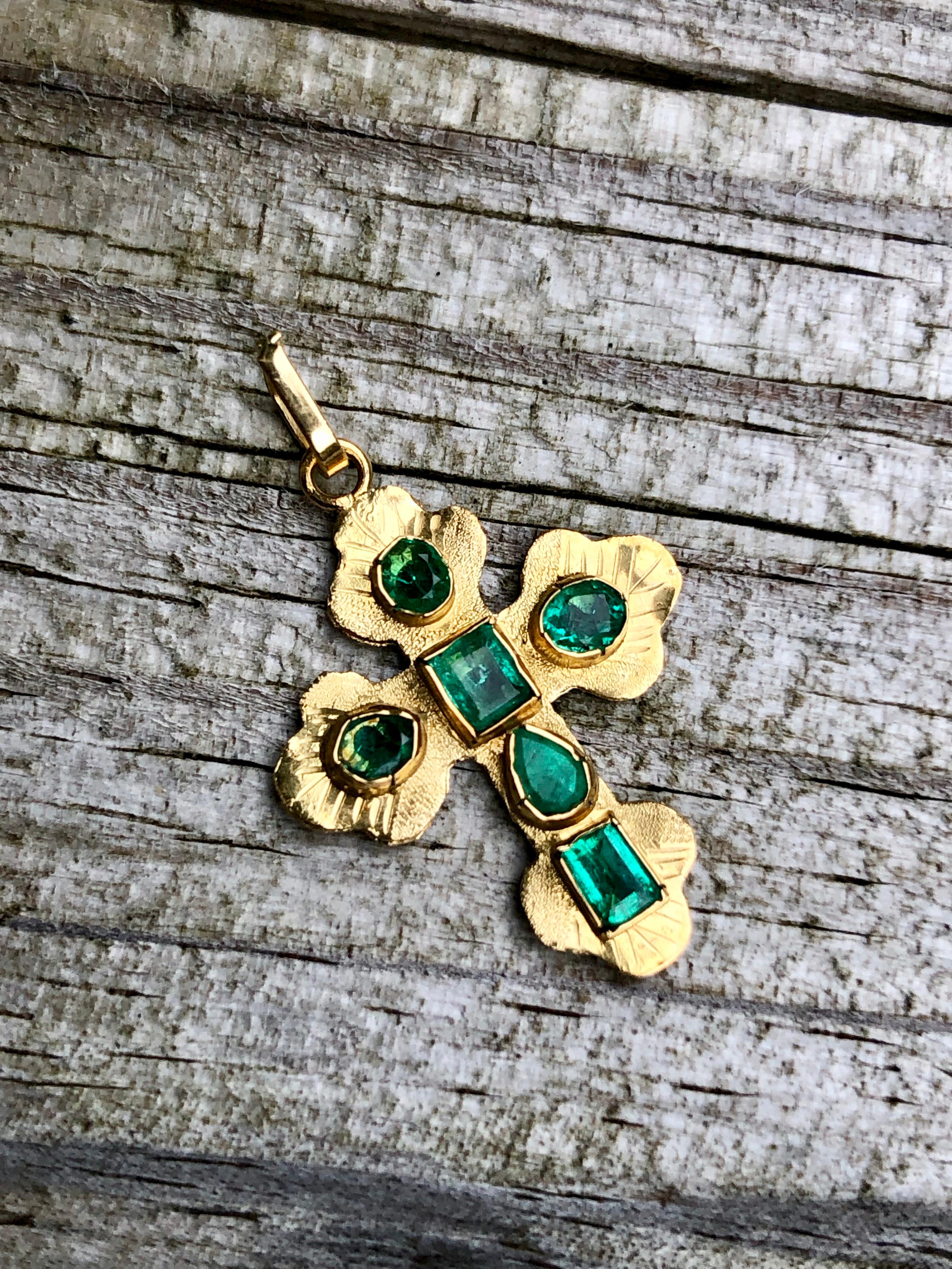 Art Nouveau Green Emerald Cross Charm Pendant 18 Karat