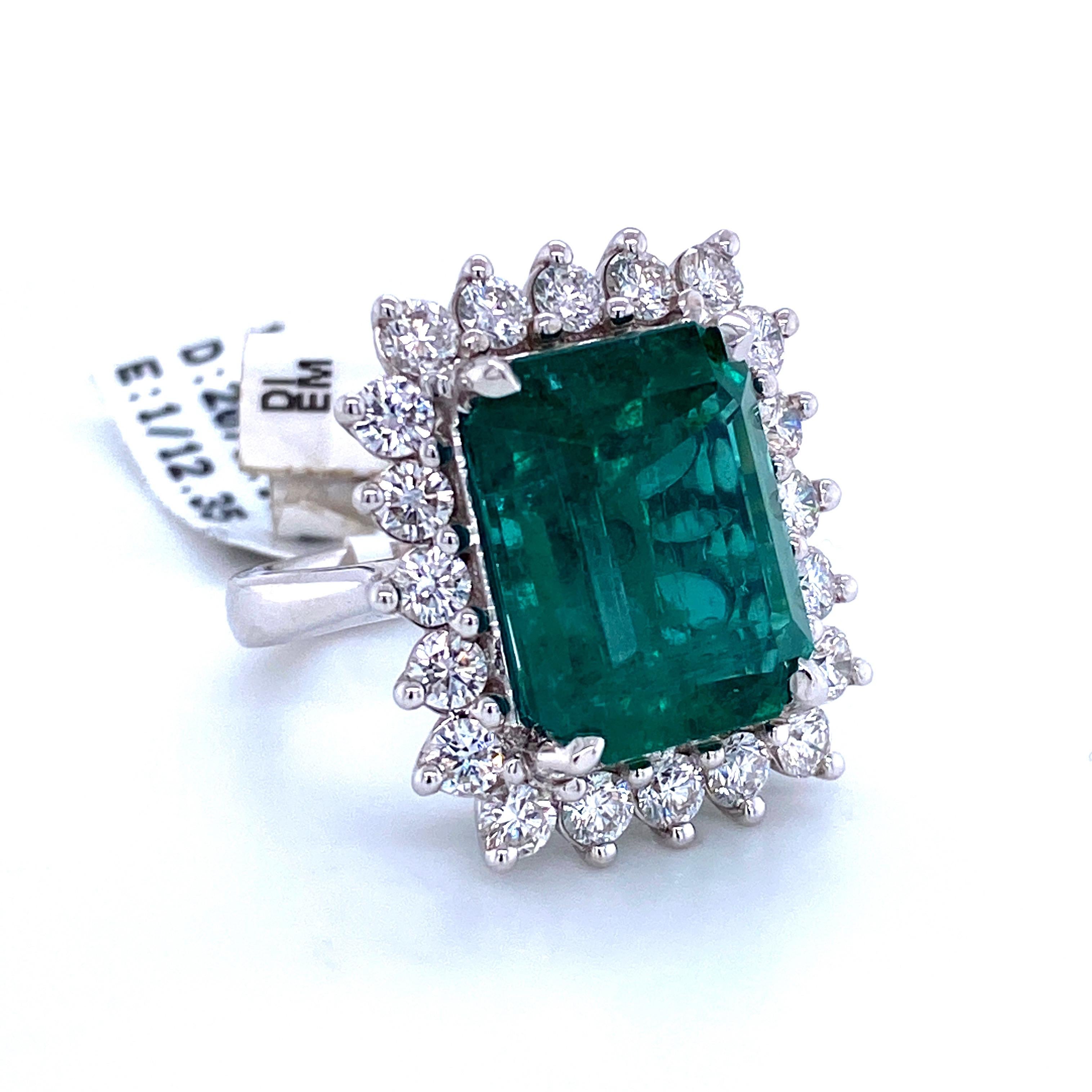 emerald green diamond price