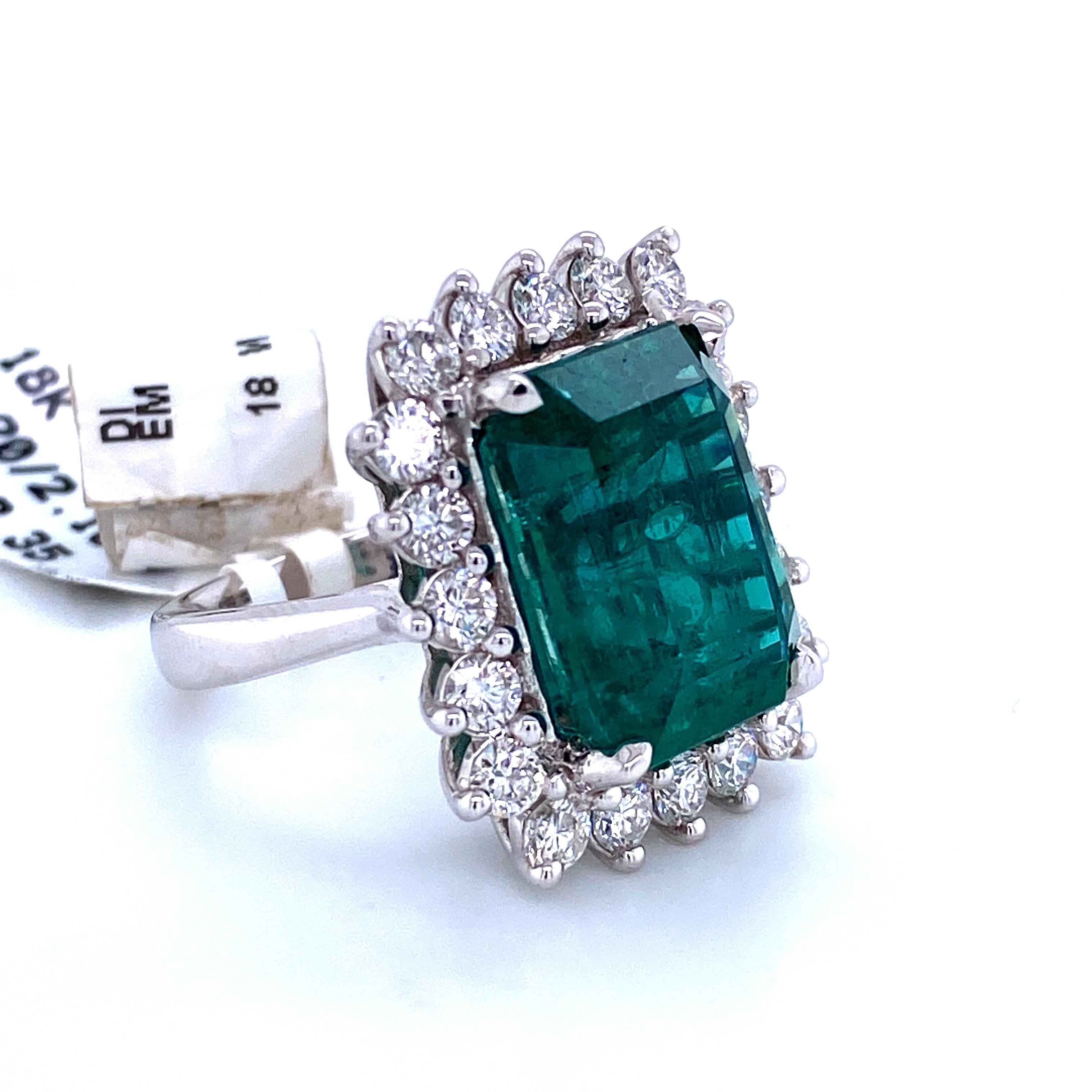 Women's Green Emerald Cut Diamond Cocktail Ring 14.45 Carat 18 Karat White Gold