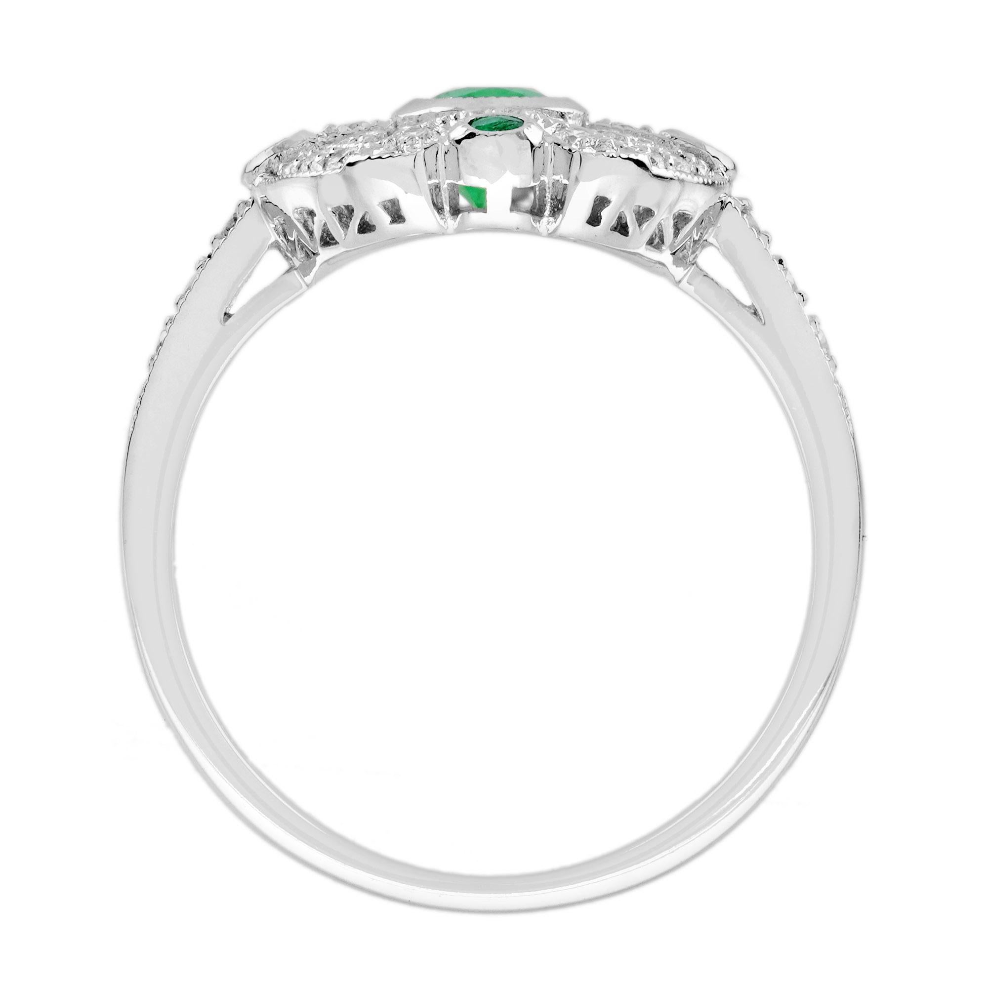 Grüner Smaragd & Diamant Antiker Stil Halo Schild Weißgold Ring im Zustand „Neu“ im Angebot in Oakton, VA