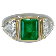 Spectra Fine Jewelry, Green Emerald Diamond Cocktail Ring