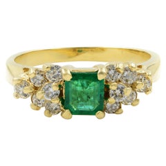 Green Emerald Diamond Ring 14 Karat Yellow Gold