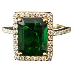 Green Emerald Diamond Ring Total Carat Weight 4.10 Carat in 14 K Yellow Gold