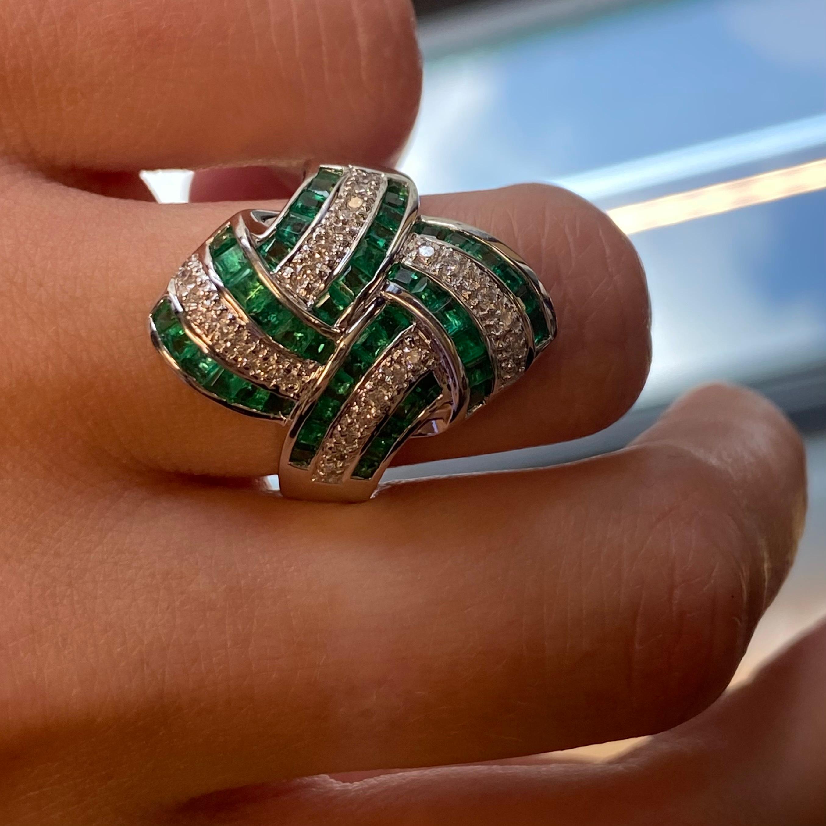 Green Emerald Diamond Statement 18 Karat White Gold 1.92 Carat Ring In Excellent Condition In New York, NY