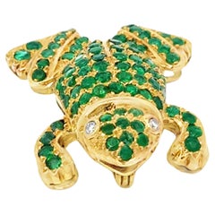 Green Emerald Frog with Diamond Eyes Brooch 18k Yellow Gold