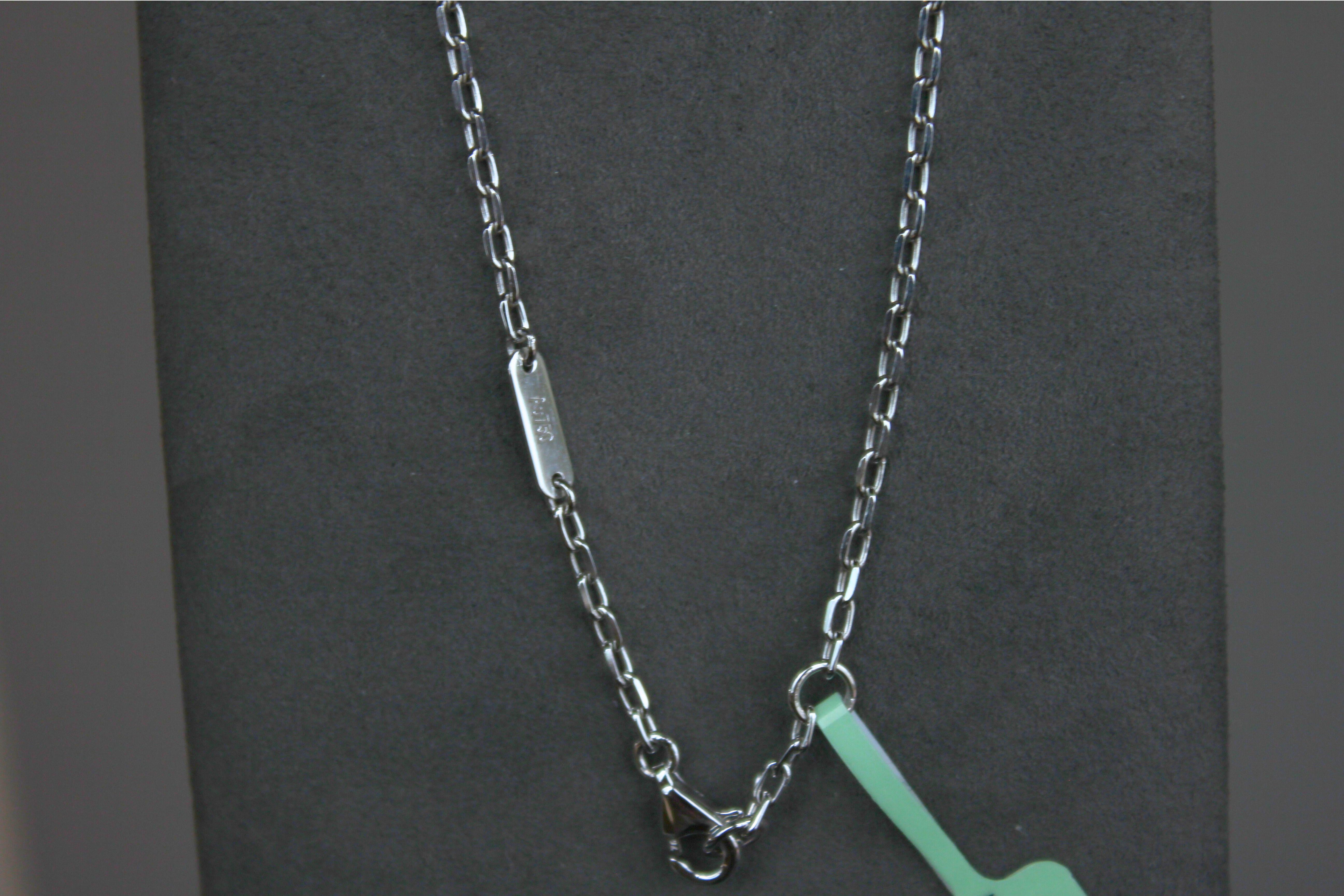 Green Emerald Heart Shape Cut Diamonds Halo 18K White Gold Pendant Necklace For Sale 4