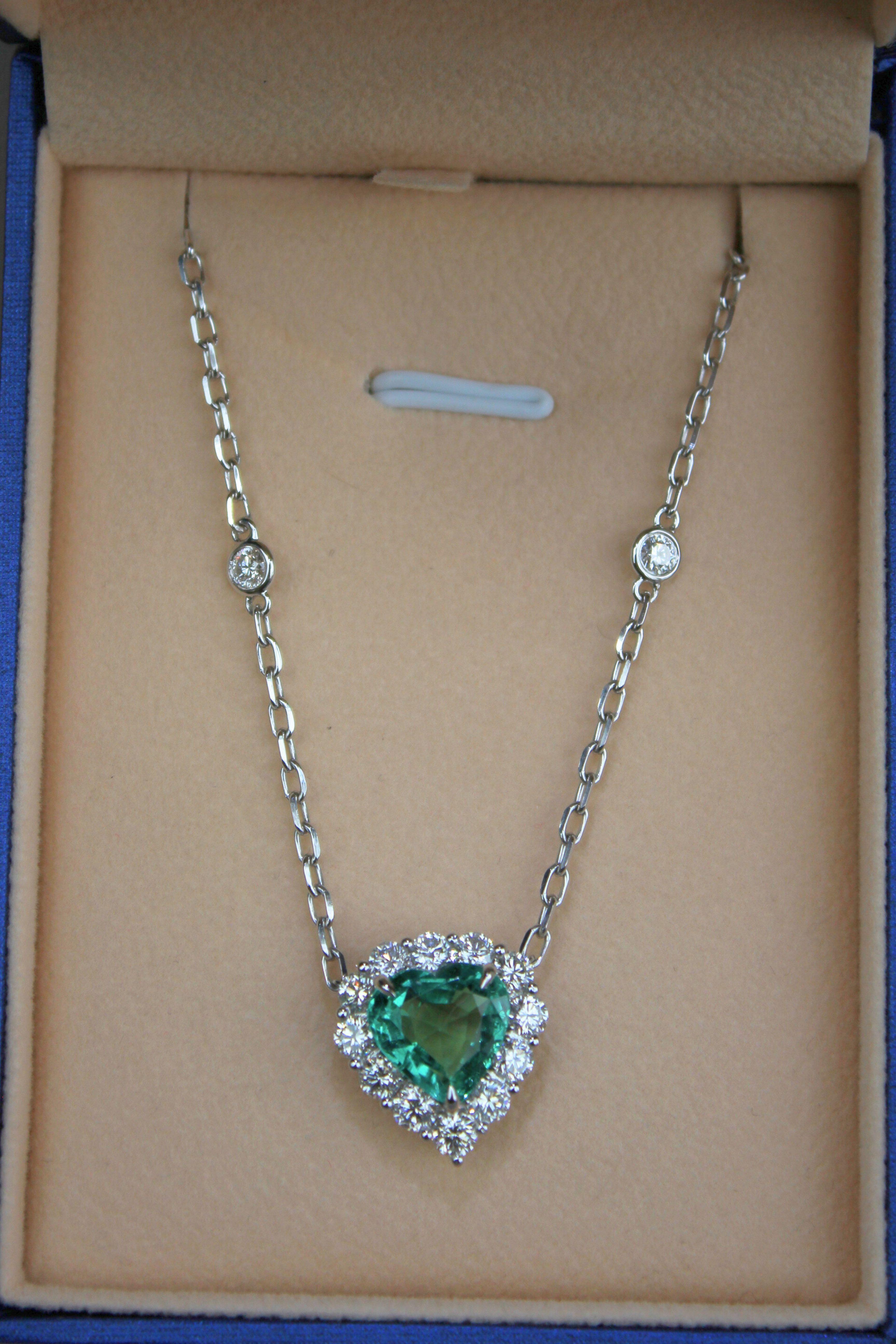Green Emerald Heart Shape Cut Diamonds Halo 18K White Gold Pendant Necklace For Sale 7