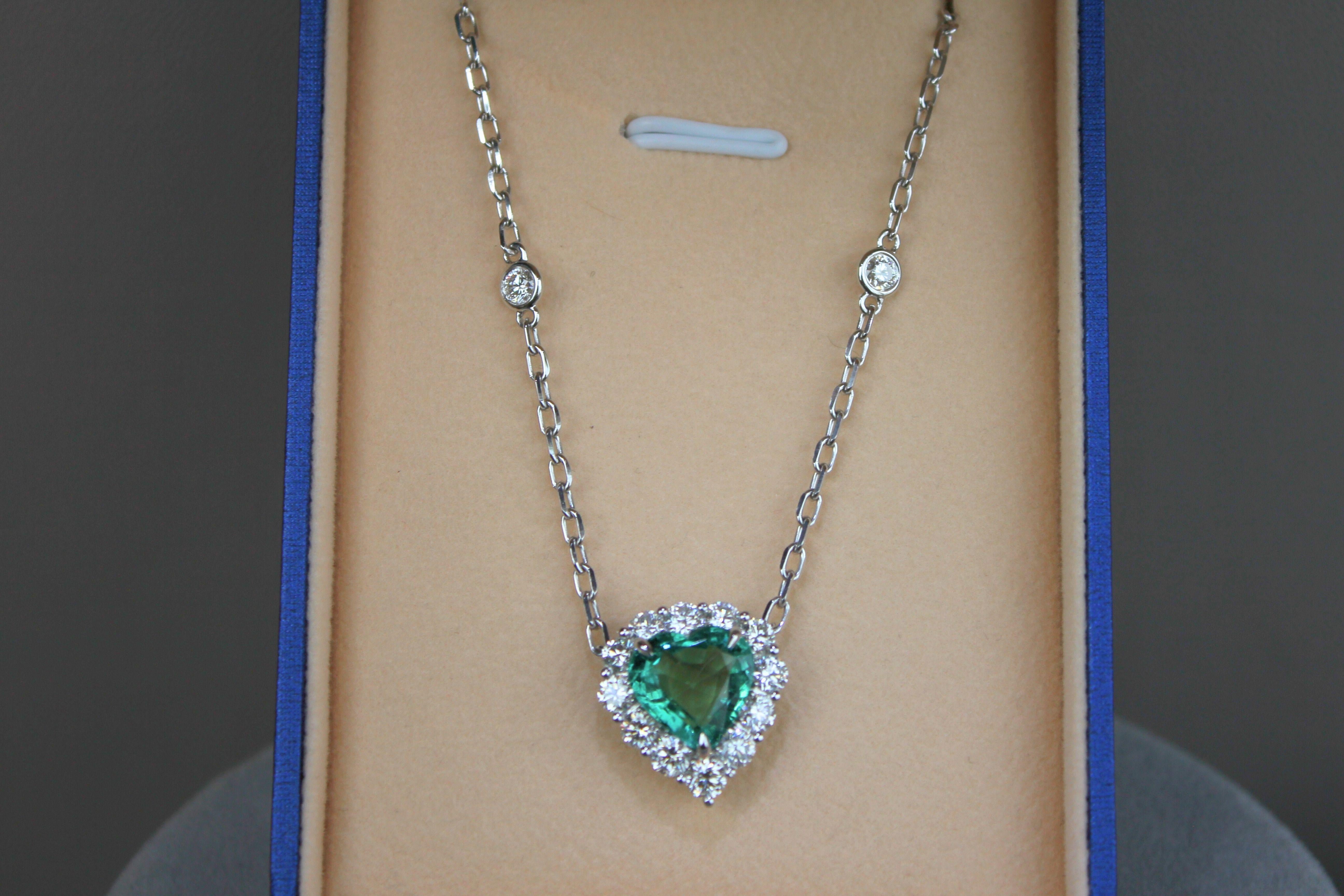 Green Emerald Heart Shape Cut Diamonds Halo 18K White Gold Pendant Necklace For Sale 8