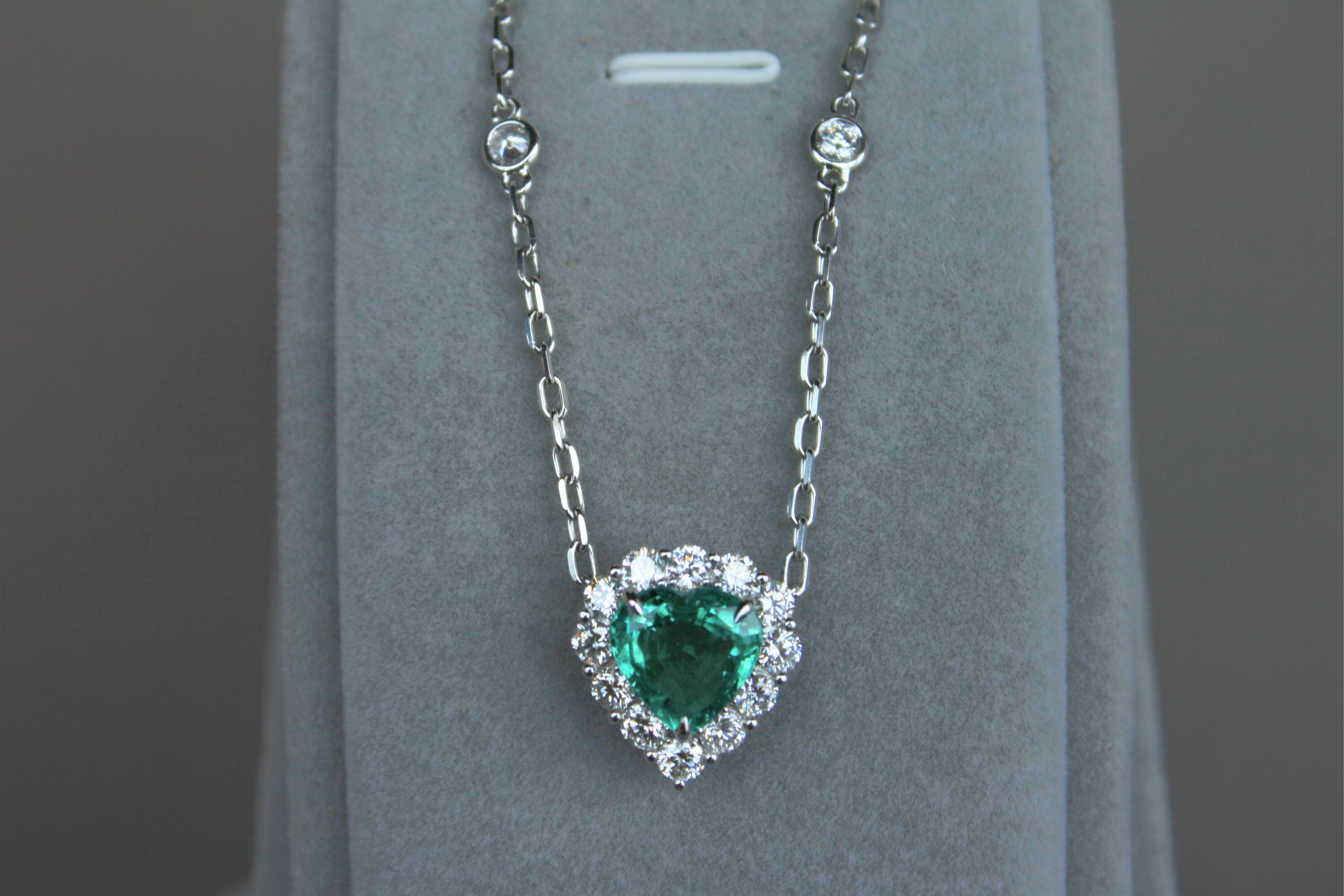 Green Emerald Heart Shape Cut Diamonds Halo 18K White Gold Pendant Necklace For Sale 13
