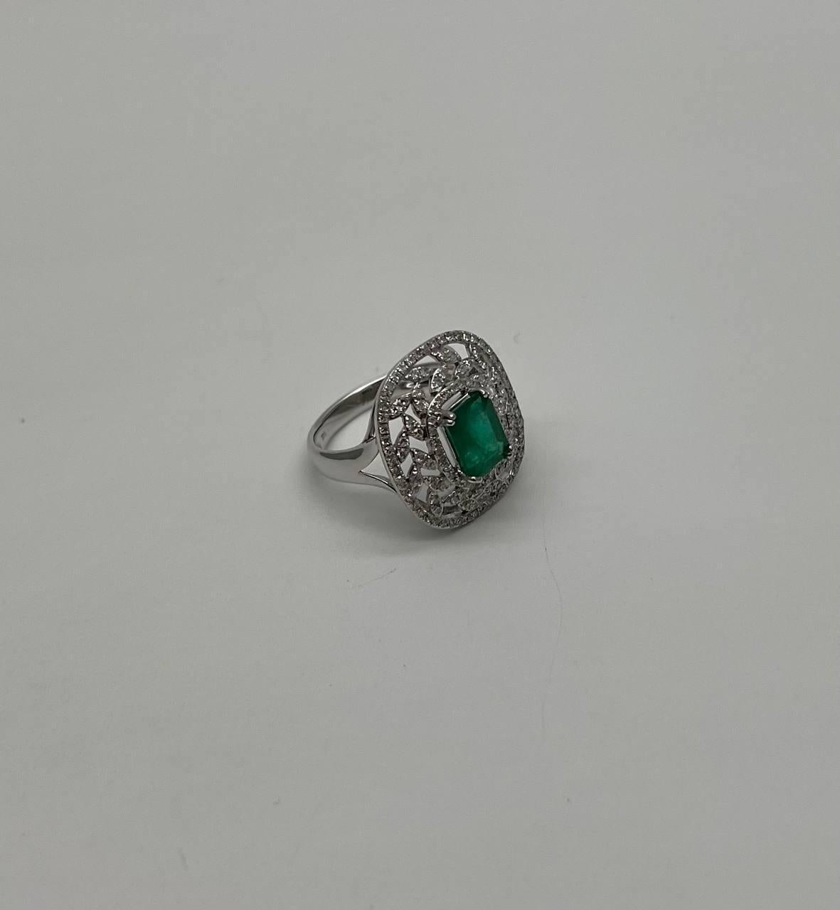Mixed Cut Green Emerald Leaf Leaves Wreath Diamond Halo 14K White Gold Cocktail Ring For Sale
