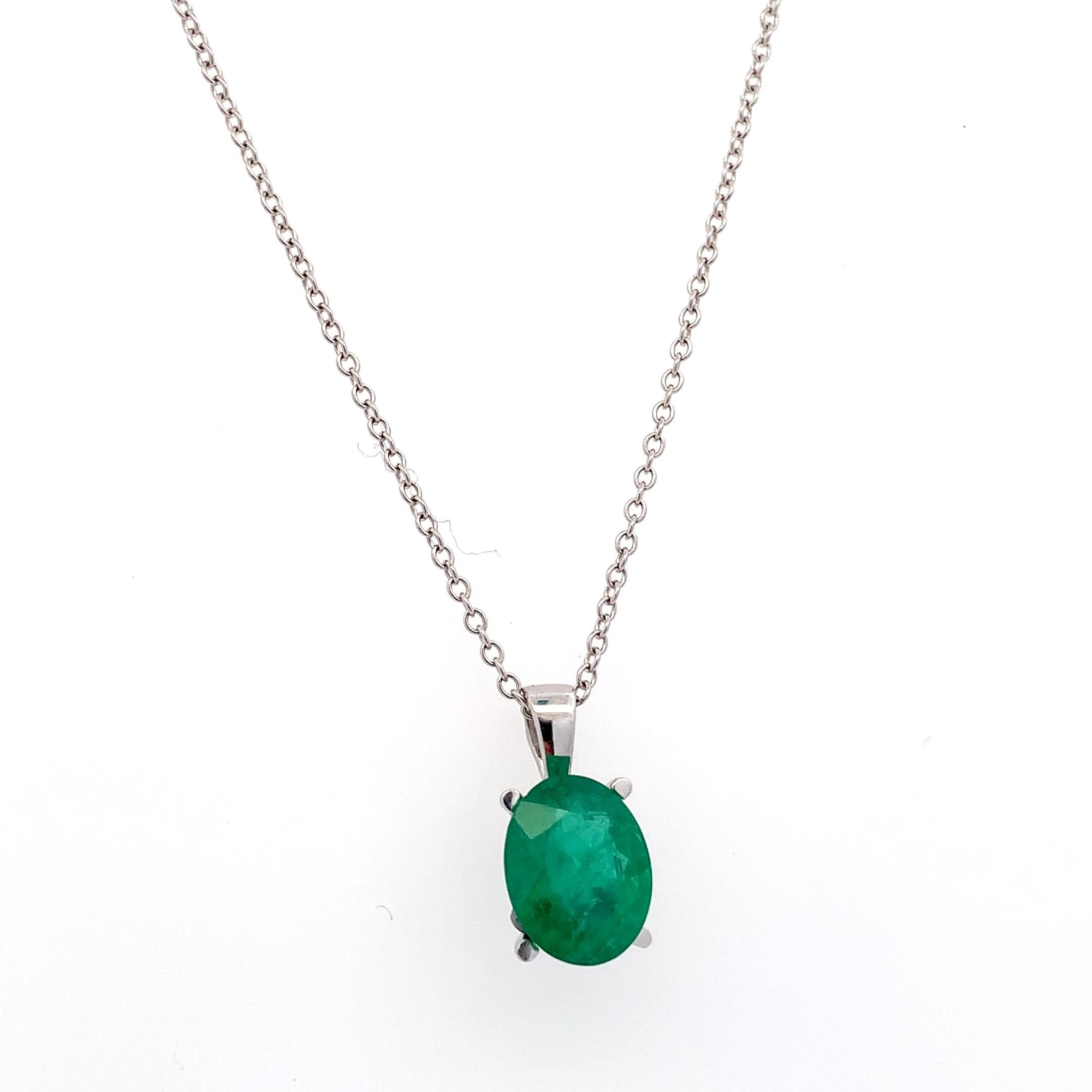 Collana con smeraldo verde in oro bianco 18 carati In condizioni Nuovo in vendita a London, GB
