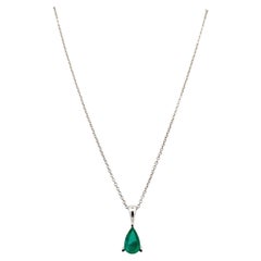 Green emerald pear shaped pendant necklace 18k white gold