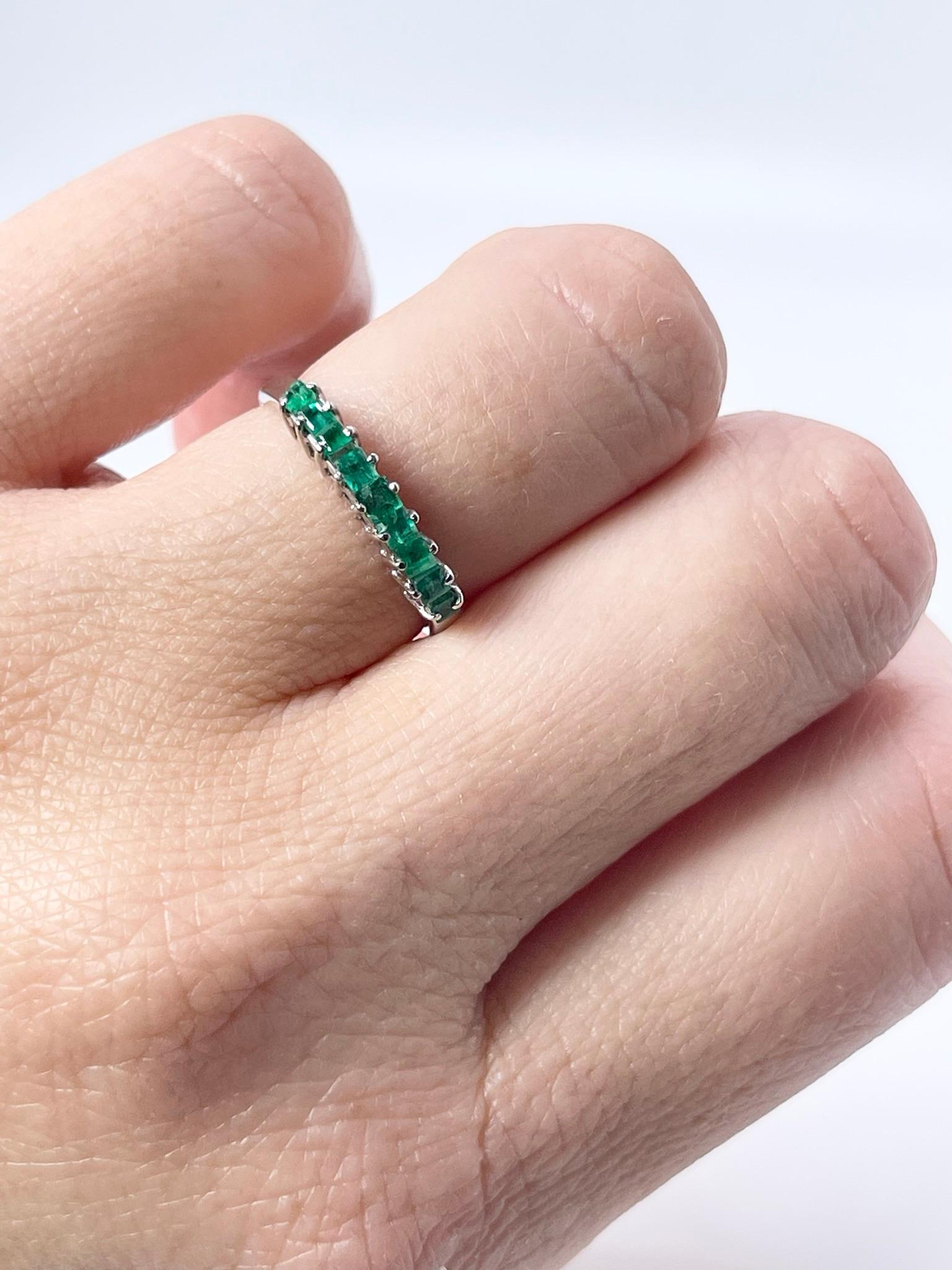 Square Cut Green Emerald Ring 14KT gold wedding band square marriage ring natural emeralds For Sale