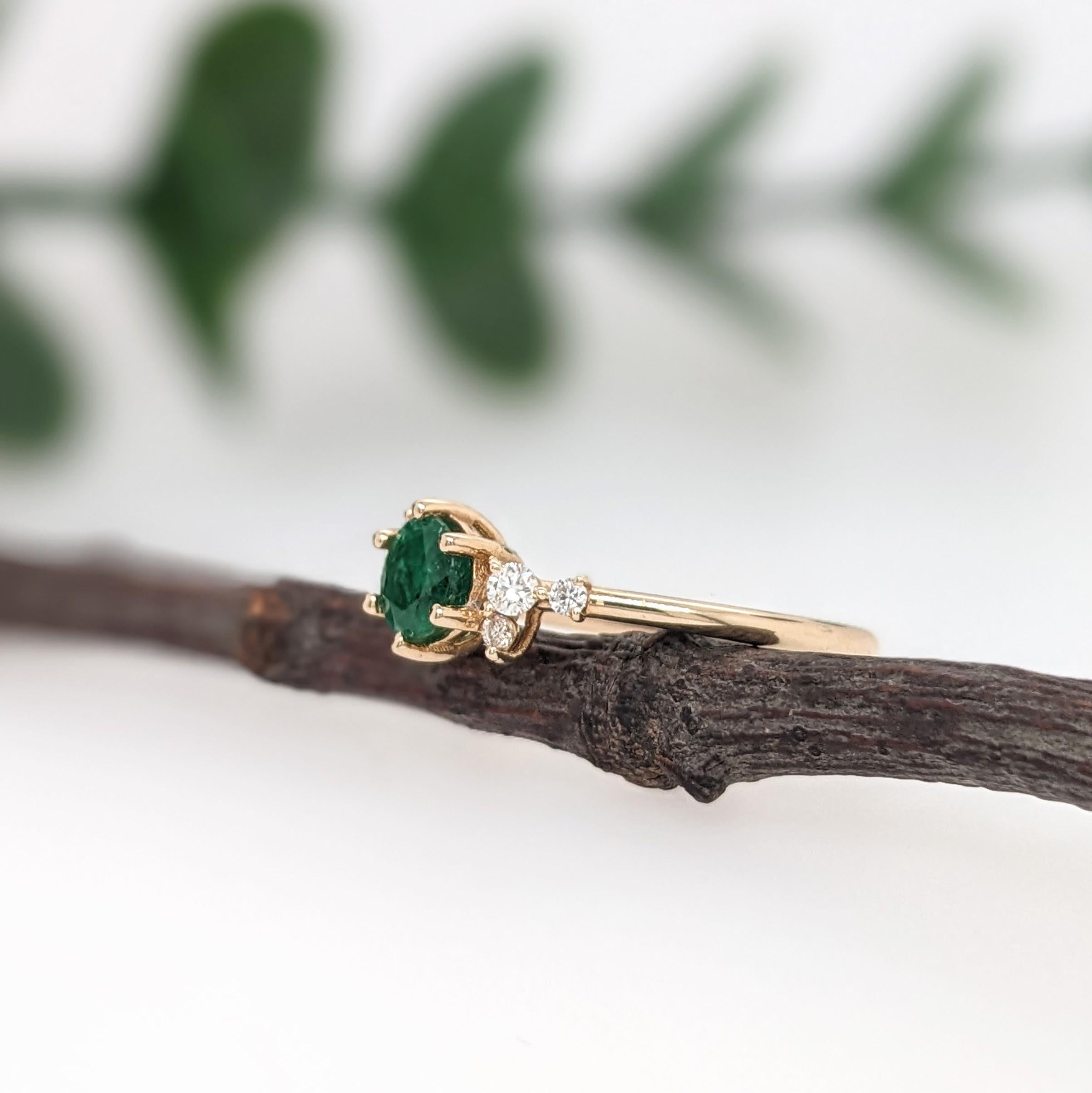 Round Cut Green Emerald Ring w Earth Mined Diamonds in Solid 14k Yellow Gold Round 5mm