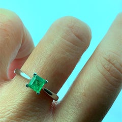 Green emerald Solitaire engagement ring 18k white gold