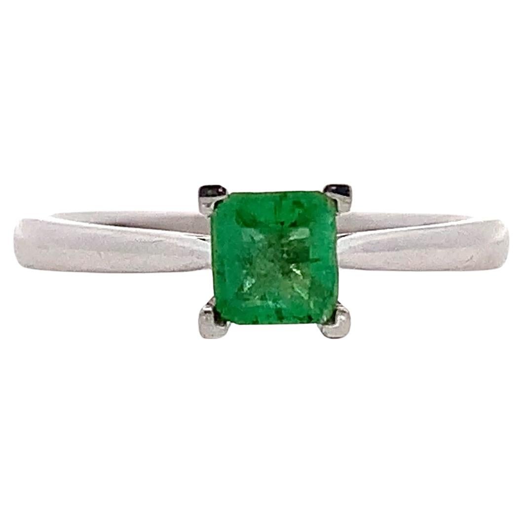 Green emerald Solitaire engagement ring 18k white gold