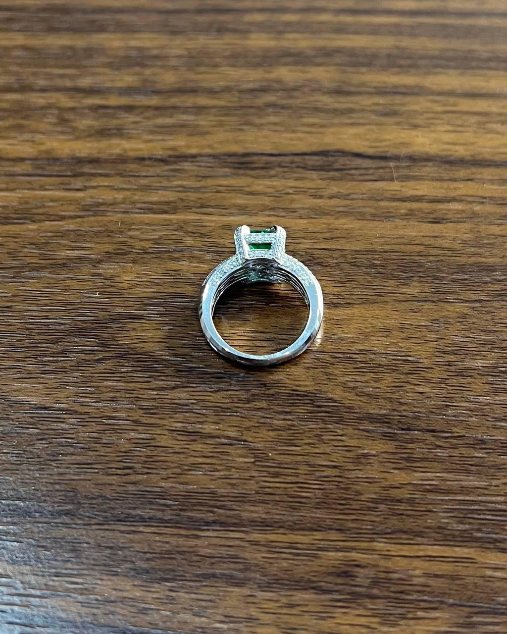 Green Emerald & White Diamonds Pave Set 14K White Gold Statement Unique Ring For Sale 3