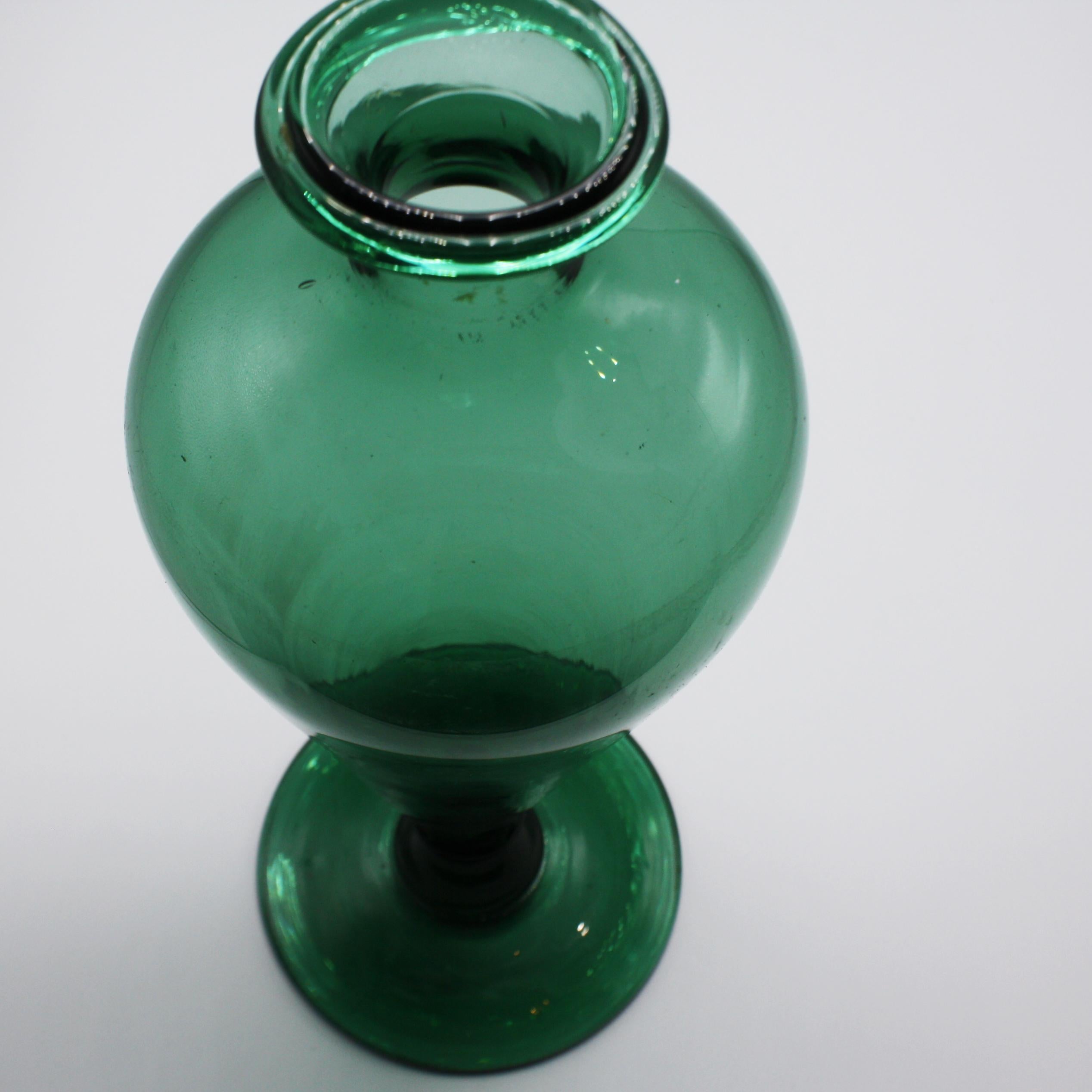 Mid-20th Century Green Empoli Glass Vase, circa 1960