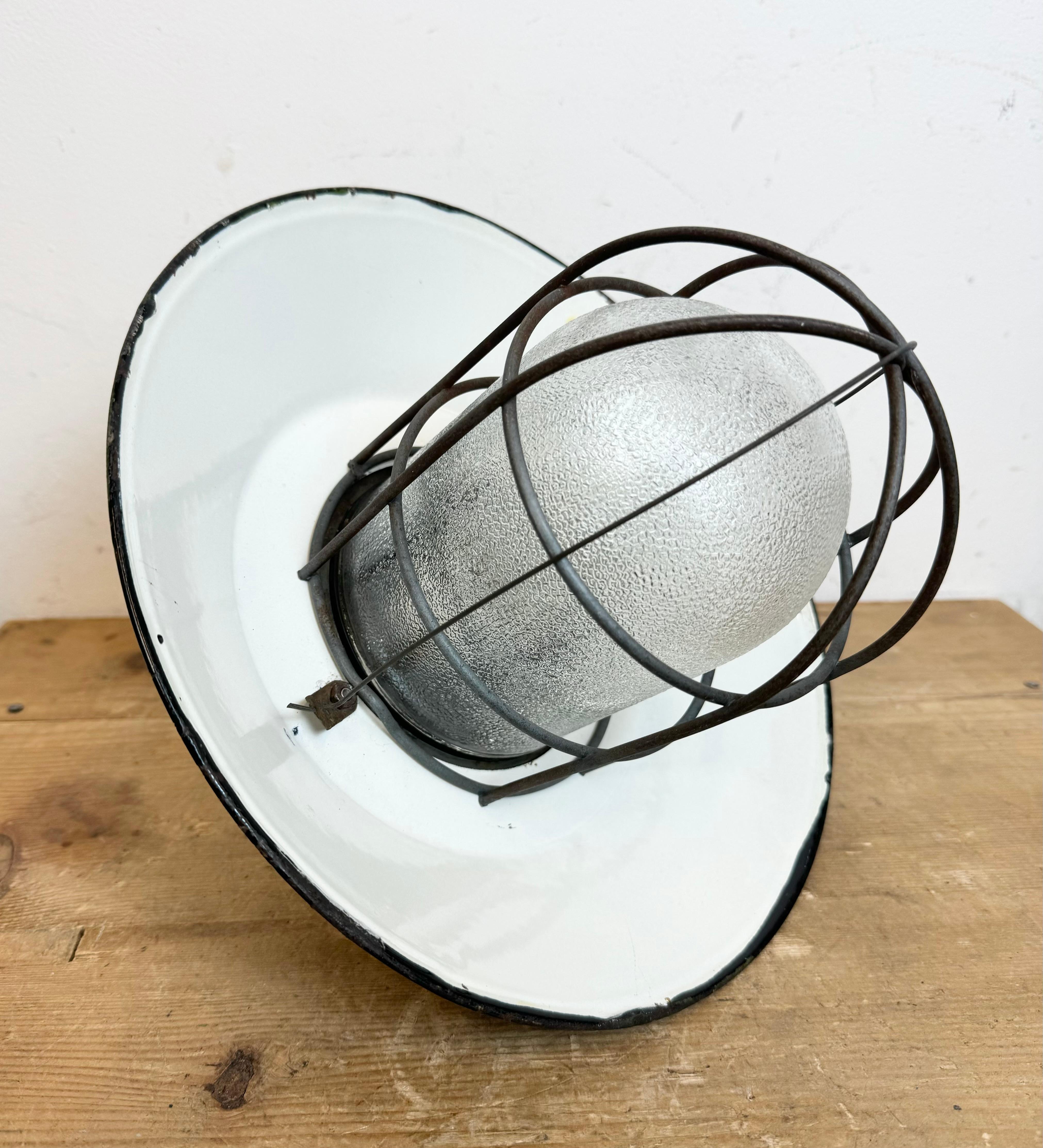 Green Enamel and Cast Iron Industrial Cage Pendant Light, 1960s For Sale 10