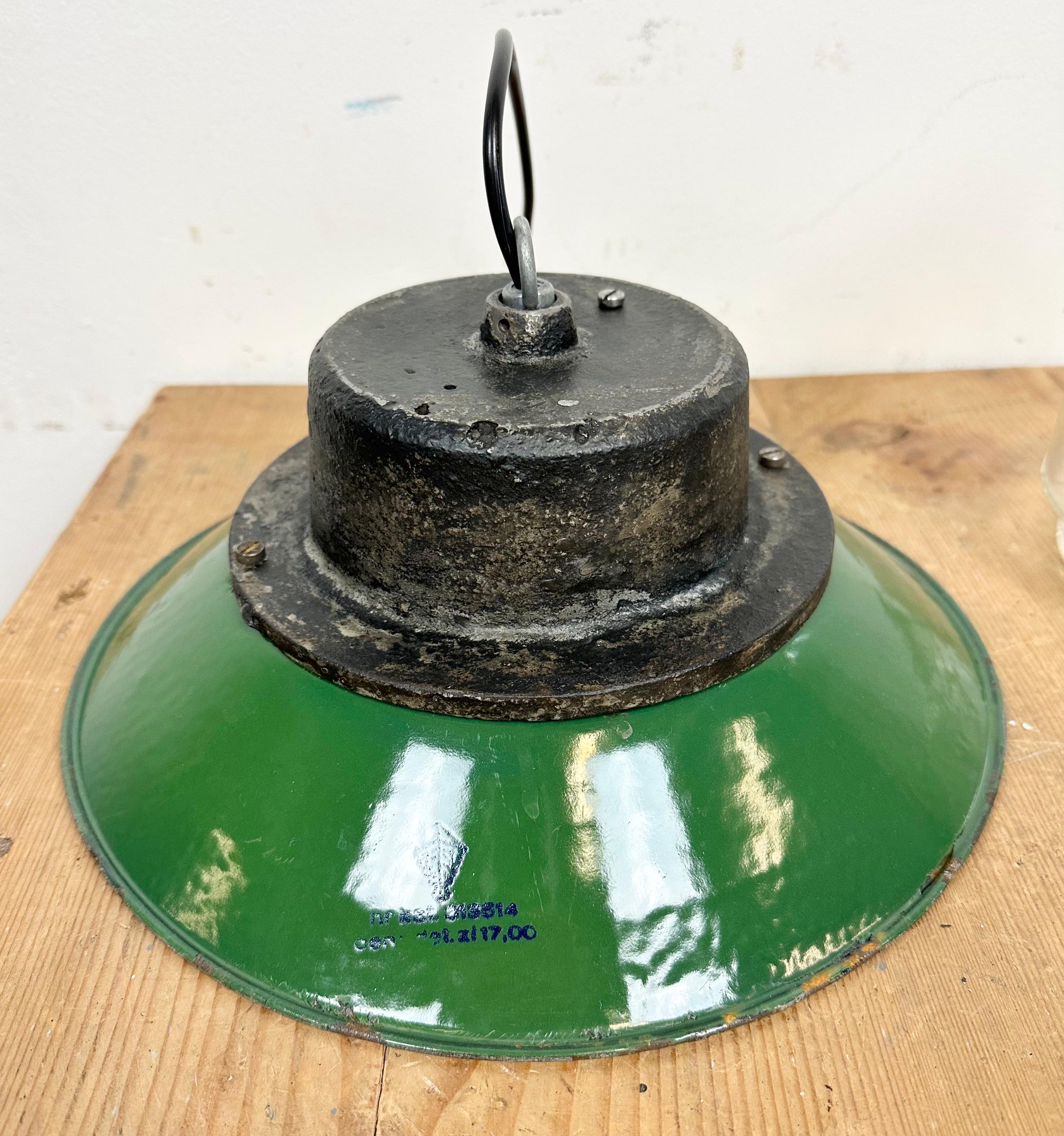 Green Enamel and Cast Iron Industrial Pendant Light, 1960s For Sale 8