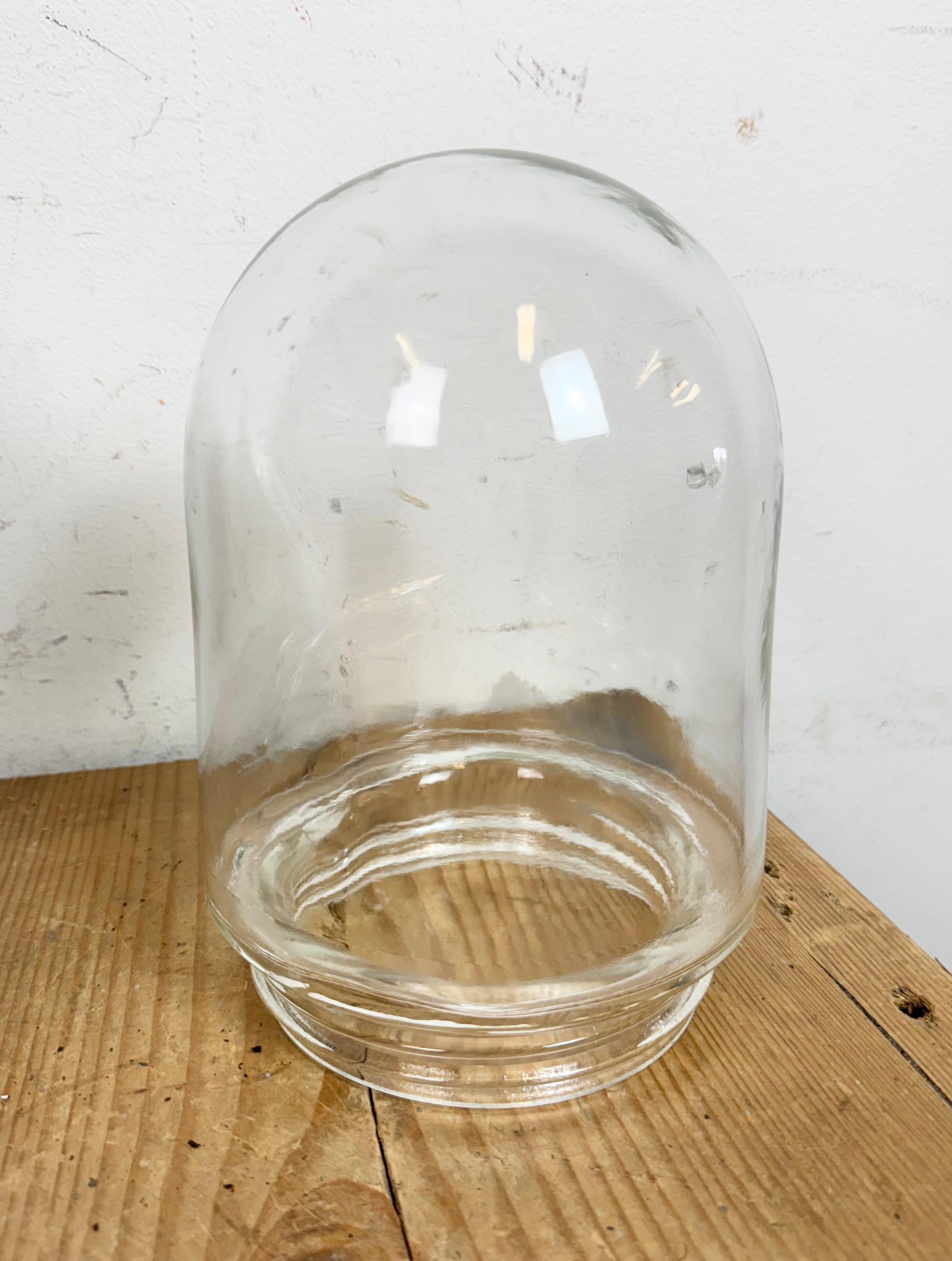 Lámpara colgante industrial de hierro fundido y esmalte verde, años 60 en venta 5