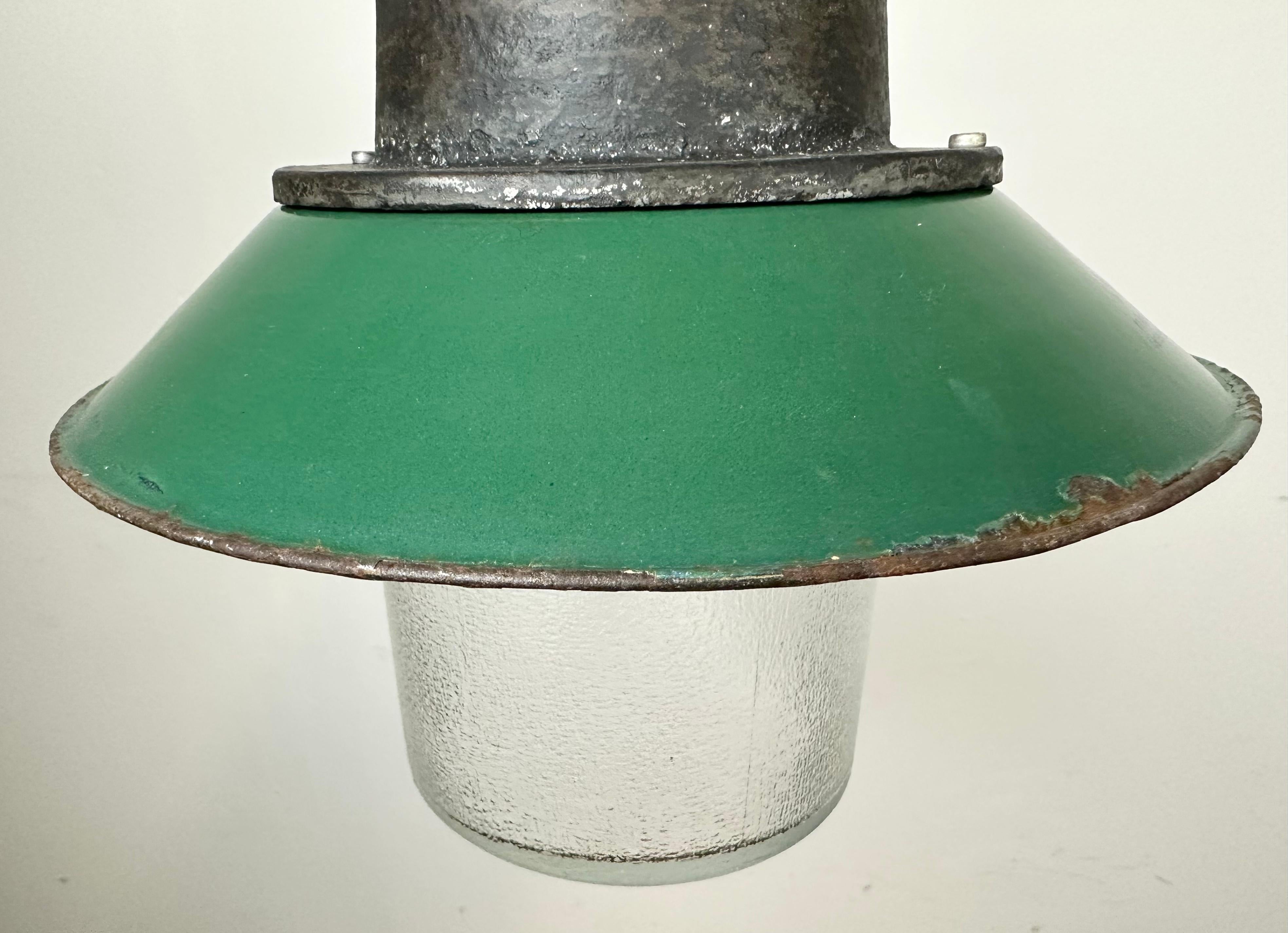 20th Century Green Enamel and Cast Iron Industrial Pendant Light, 1960s For Sale