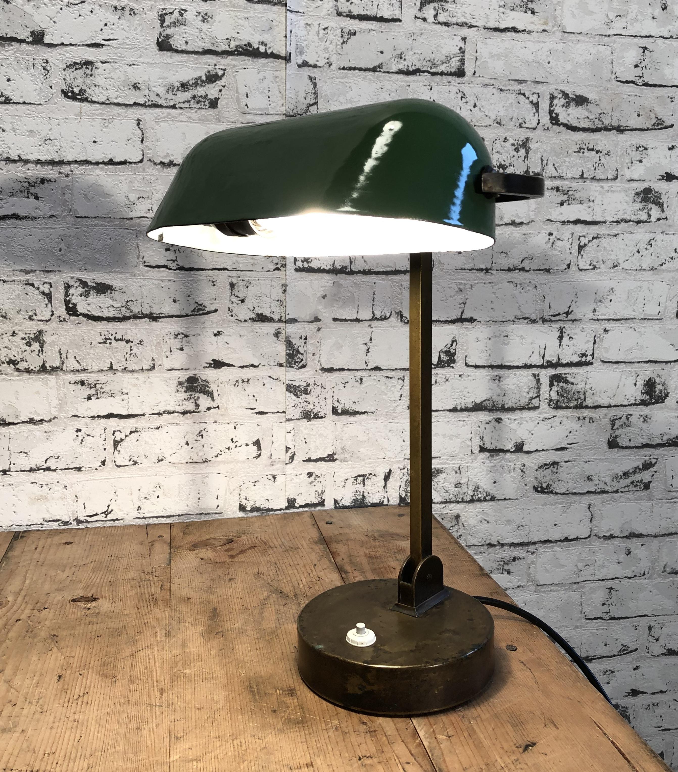 Green Enamel Bank Lamp, 1930s 1