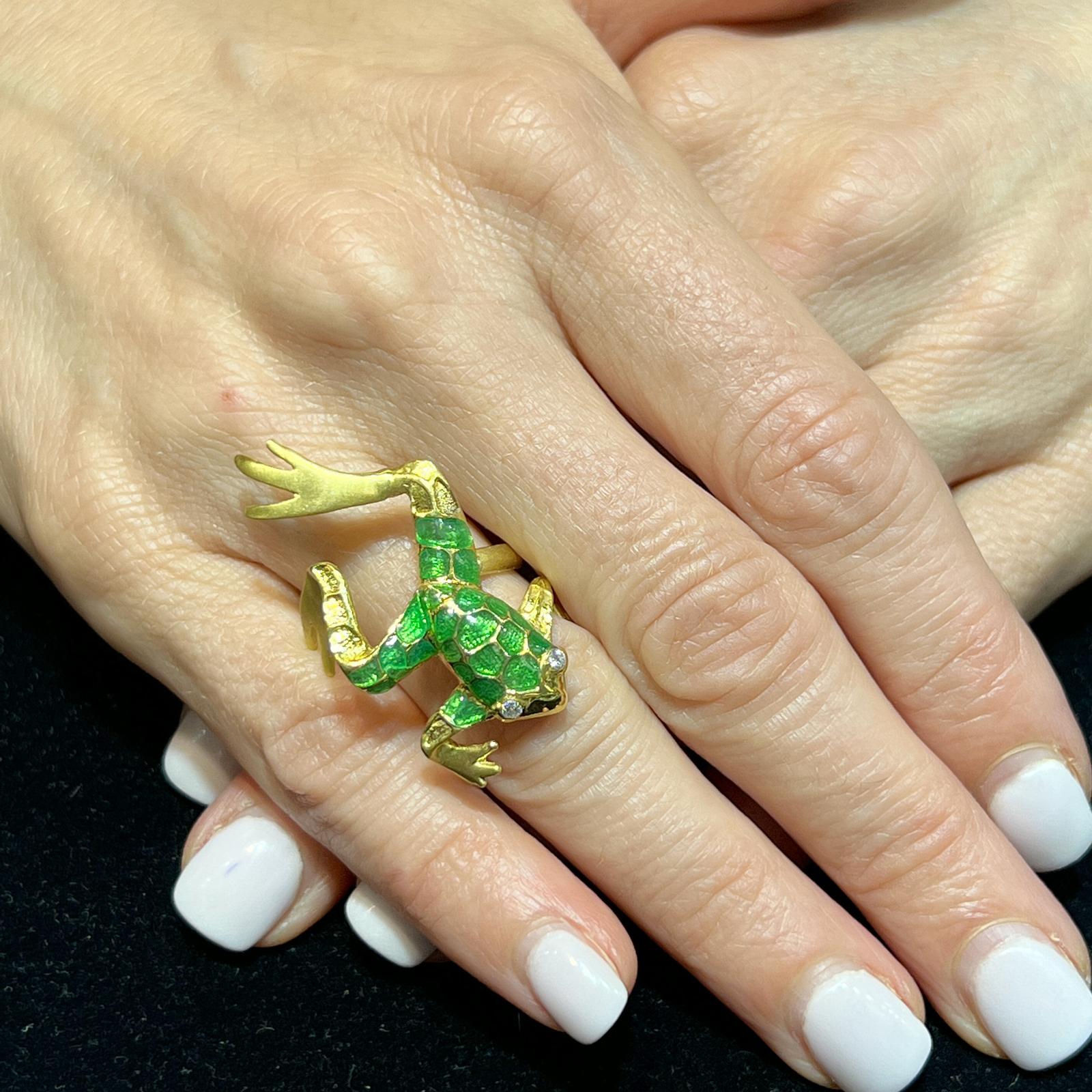 frog gold ring