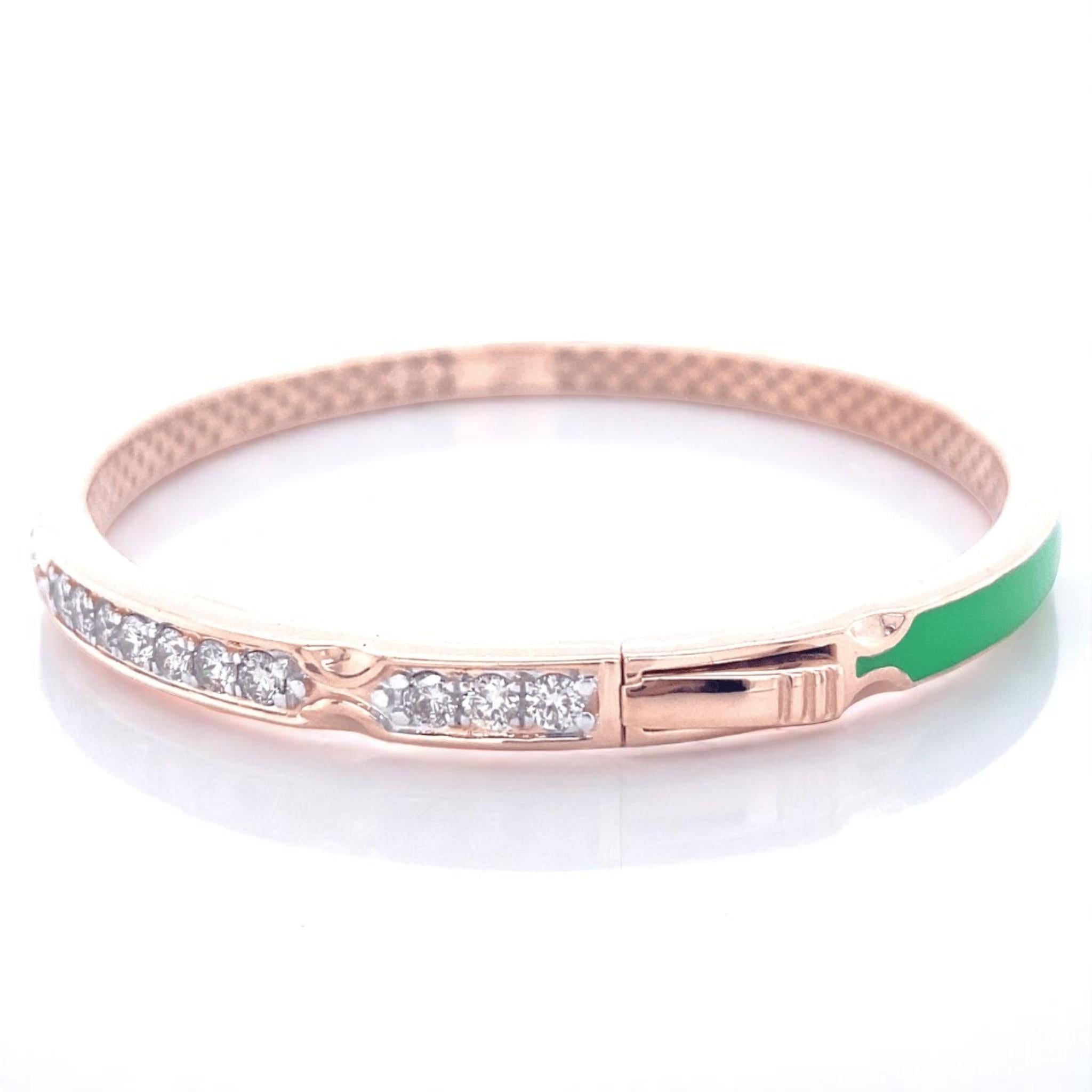 Green Enamel Diamond Bracelet in 14K Solid Gold (Certified) In New Condition For Sale In New Delhi, DL