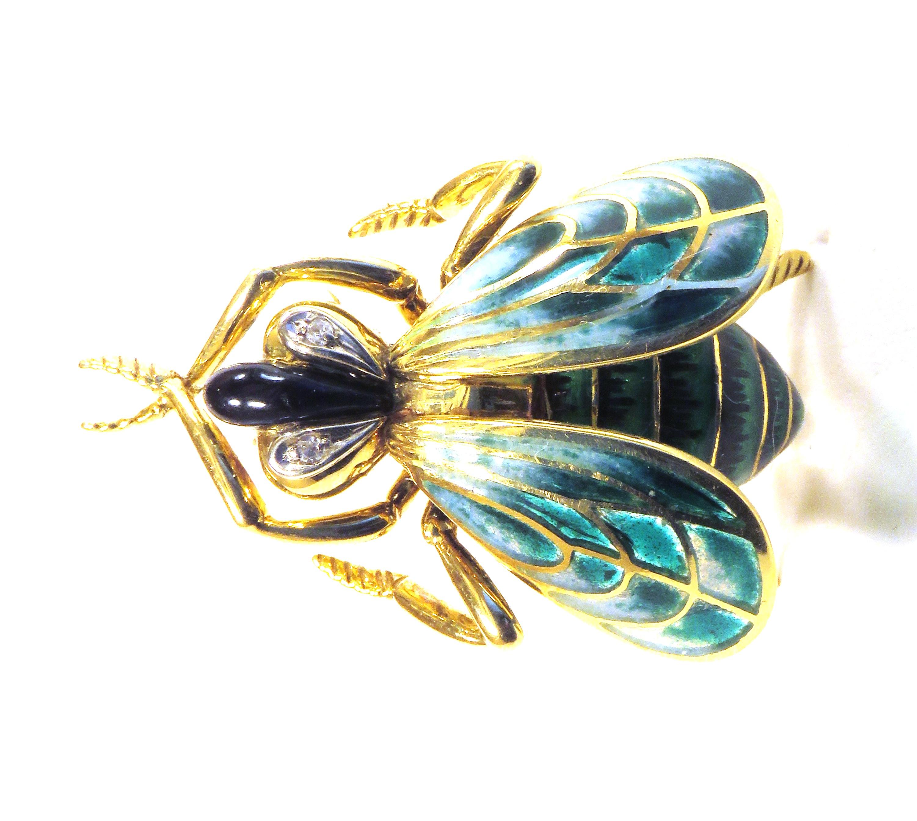 Green Enamel Diamonds Yellow Gold Hornet Brooch In Excellent Condition In Milano, IT