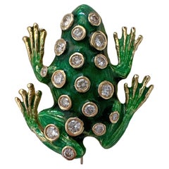 Green Enamel Frog Pin, Circa 1980, in 18 Karat Gold with 0.40 Carats Diamonds